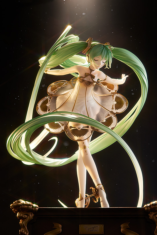 GSC Hatsune Miku Symphony: 5th Anniversary Ver.