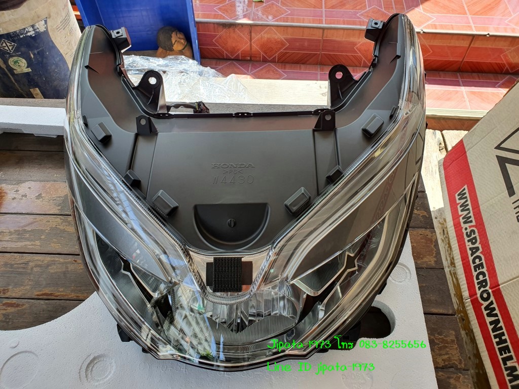 (PCX 150) ชุดโคมไฟหน้า PCX 150 i ปี 2018 แท้ (สินค้าของใหม่ ไม่มีกล่อง)