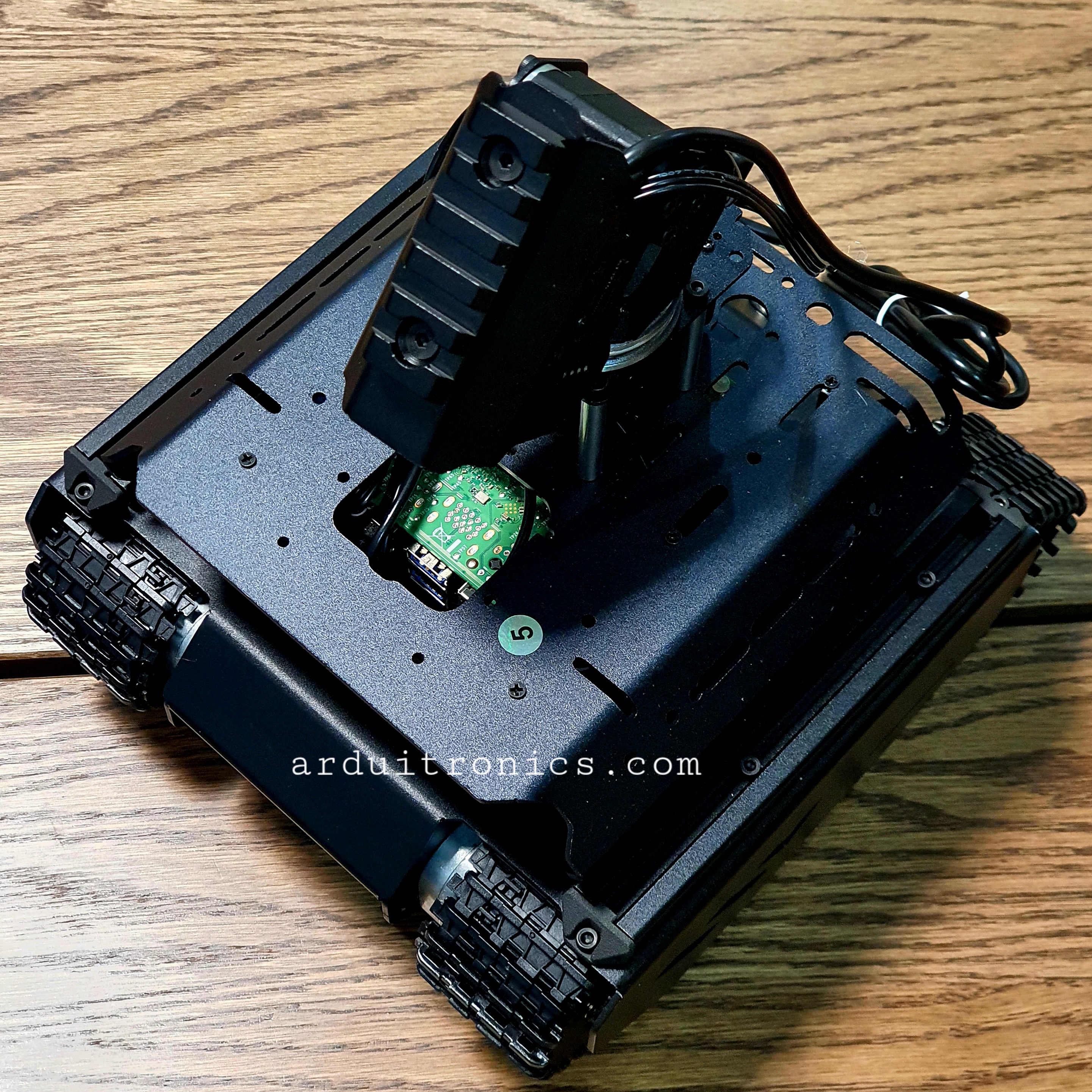 UGV Beast Open-source Off-Road Tracked AI Robot, Dual controllers, All-metal Body, Computer Vision, Suitable for Raspberry Pi 5 (แท้ Waveshare)