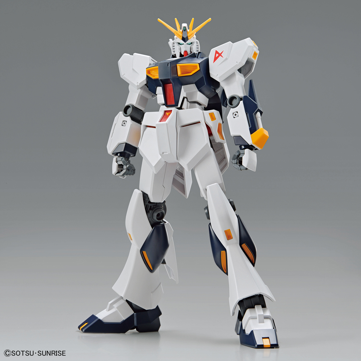 Entry Grade 1/144 Nu Gundam