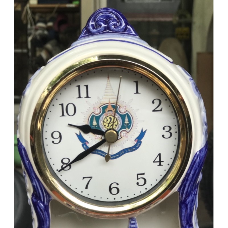 ชิ้นละ 1,390 บาท ของเก่า นาฬิกาตั้งโต๊ะเซรามิค เฉลิมพระเกียรติในหลวงรัชกาลที่ 9