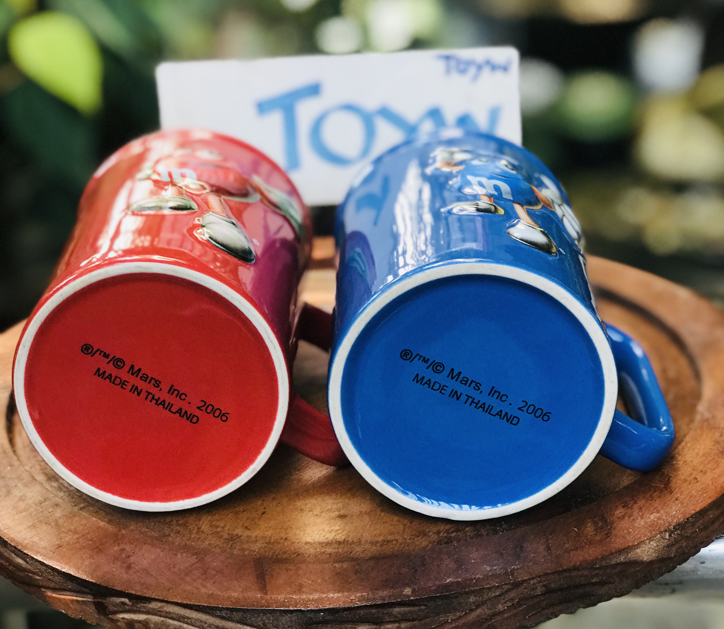 ใบละ 490 บาท ส่งต่องานสะสม Ceramic Mug แก้วมัคเซรามิค M&M ปี 2006 ลายปั๊มนูน