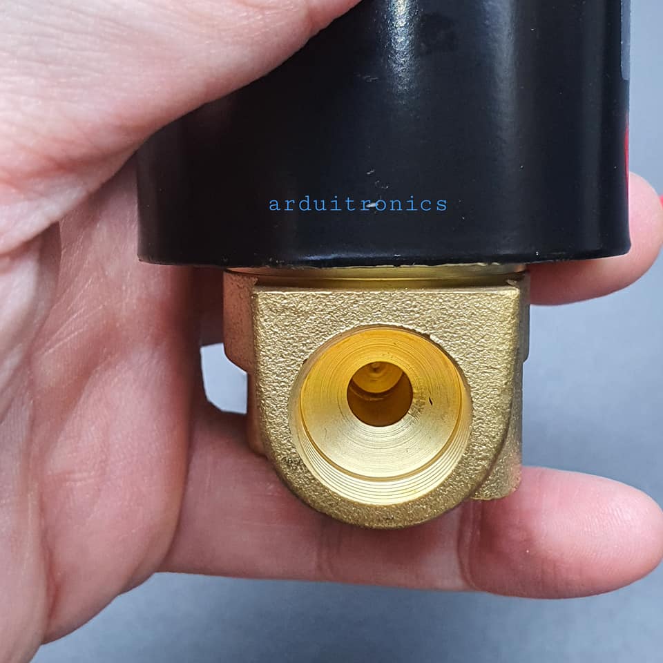 โซลินอยวาล์ว ทองเหลือง (Solenoid Valve Normally Closed) 3 หุน (3/8") 220VAC - ยี่ห้อ Senya 2W-040-10