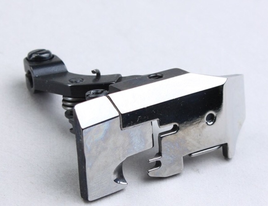 ตีนผี สำหรับจักรยี่ห้อ Juki สีดำ