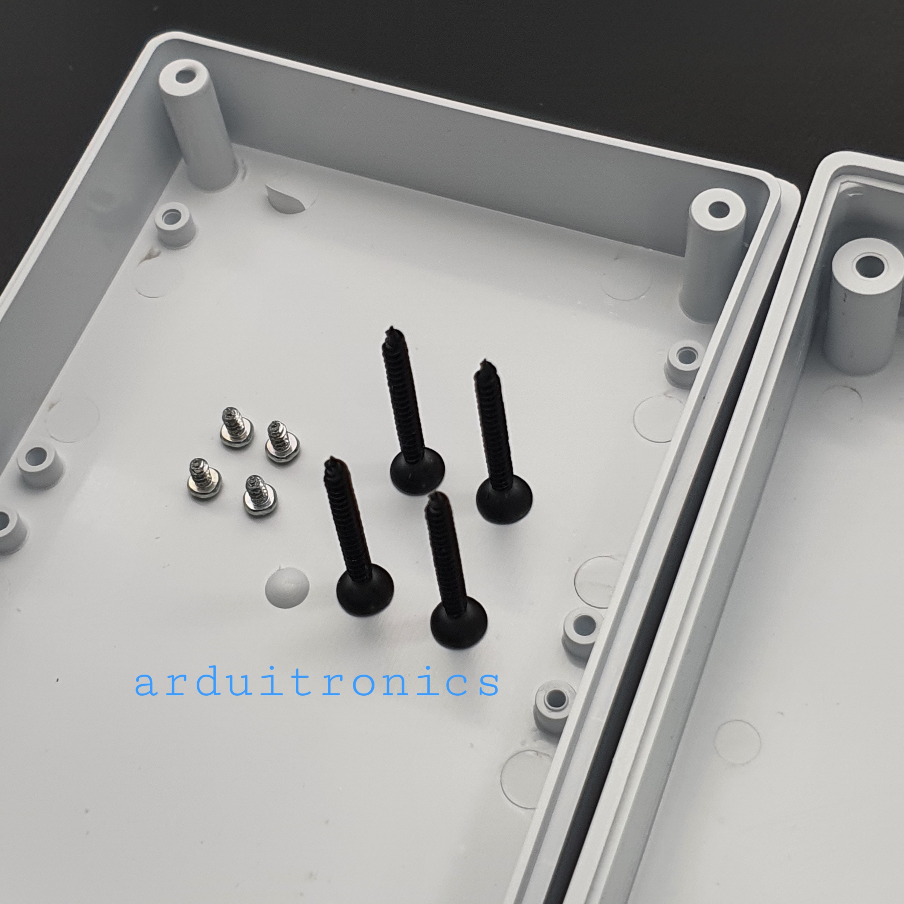 กล่องพลาสติกอเนกประสงค์ ใส่อุปกรณ์อิเล็กทรอนิกส์ FB30 ขนาด 105x150x57mm สีขาว