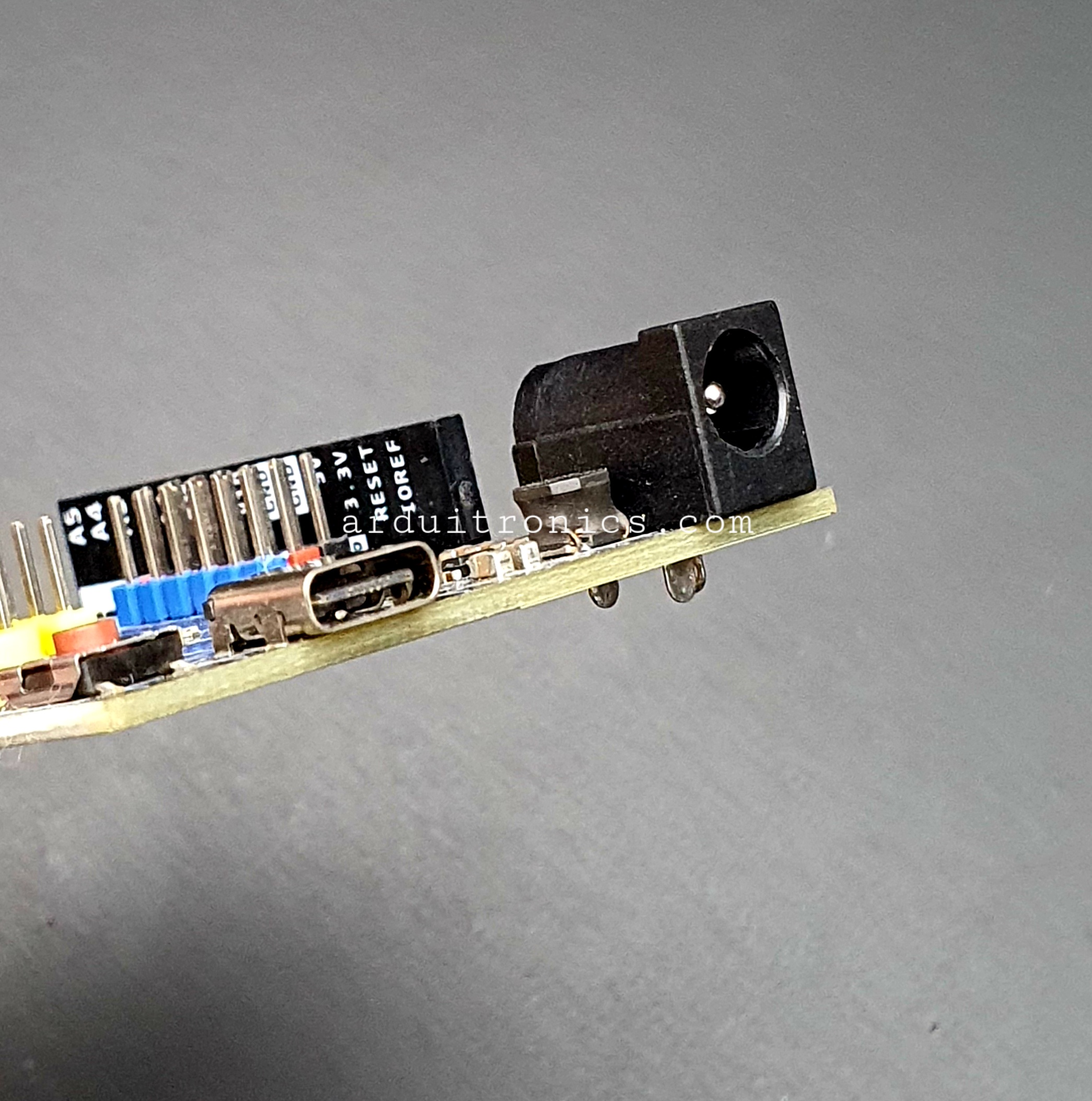 UNO R4 Minima (Compatible)