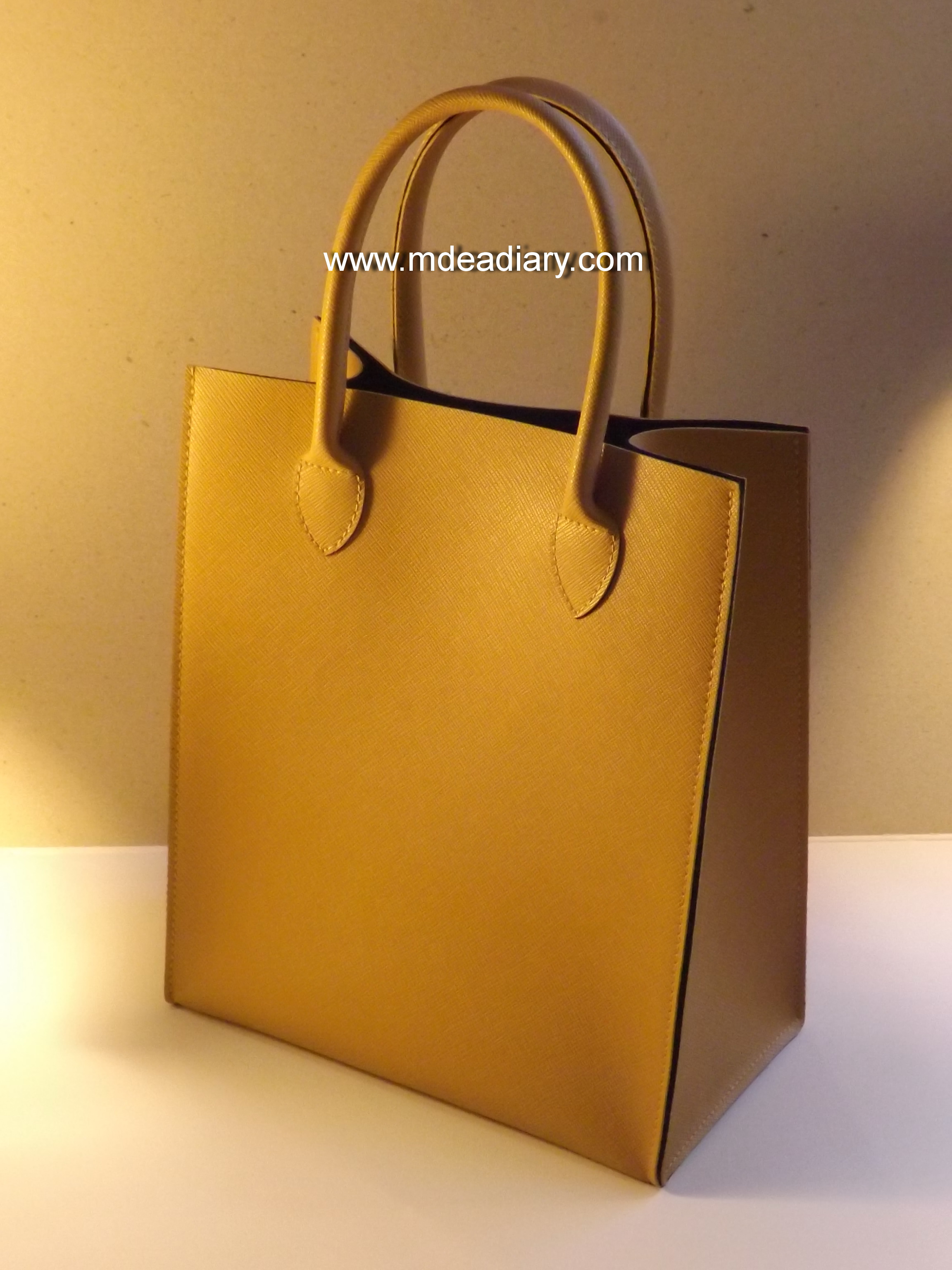 กระเป๋าถือ-Handbag ทรงยาว