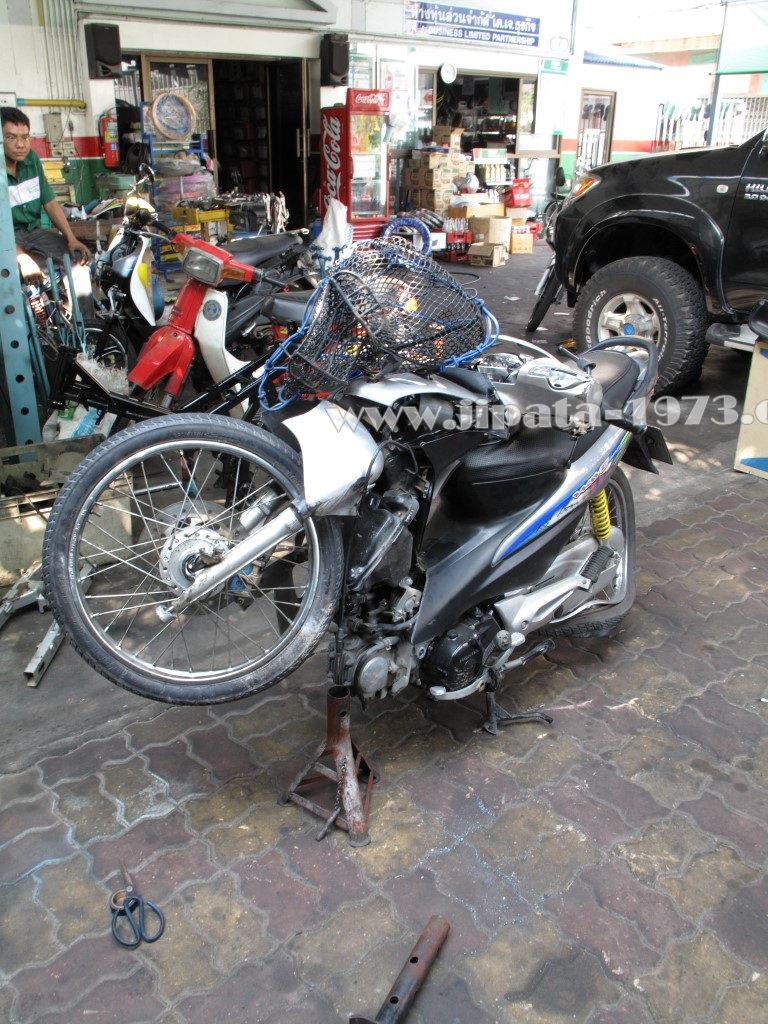 งานดัดโครงตัวถัง Honda Wave 100 s