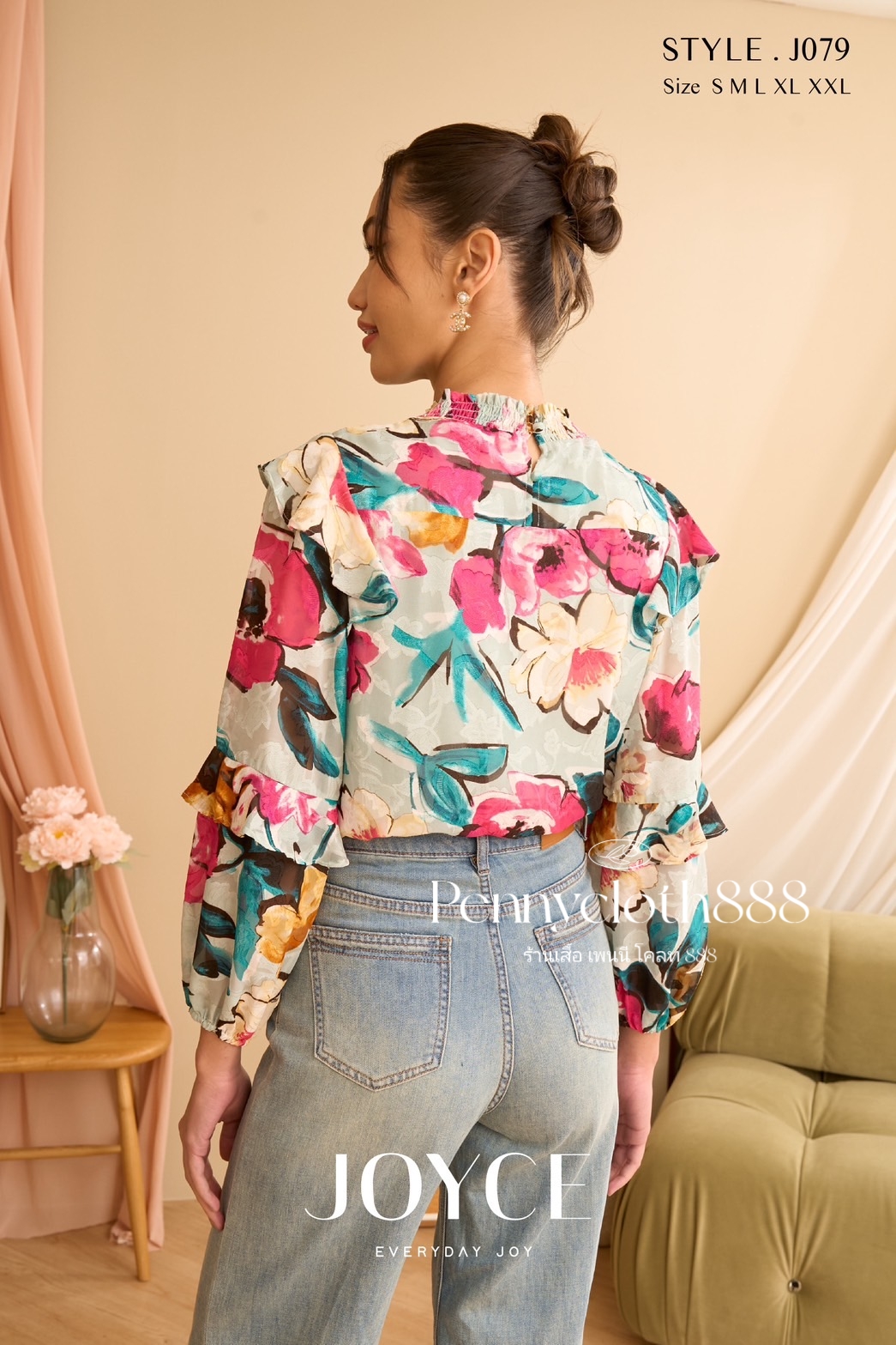 J079 เสื้อ Joyce ชีฟองพิมพ์ลายใหม่ คอกลมเย็บสม็อกมีกระดุมหลัง มีระบายหัวไหล่ มีซับใน แขน 4 ส่วนปลายสม็อก