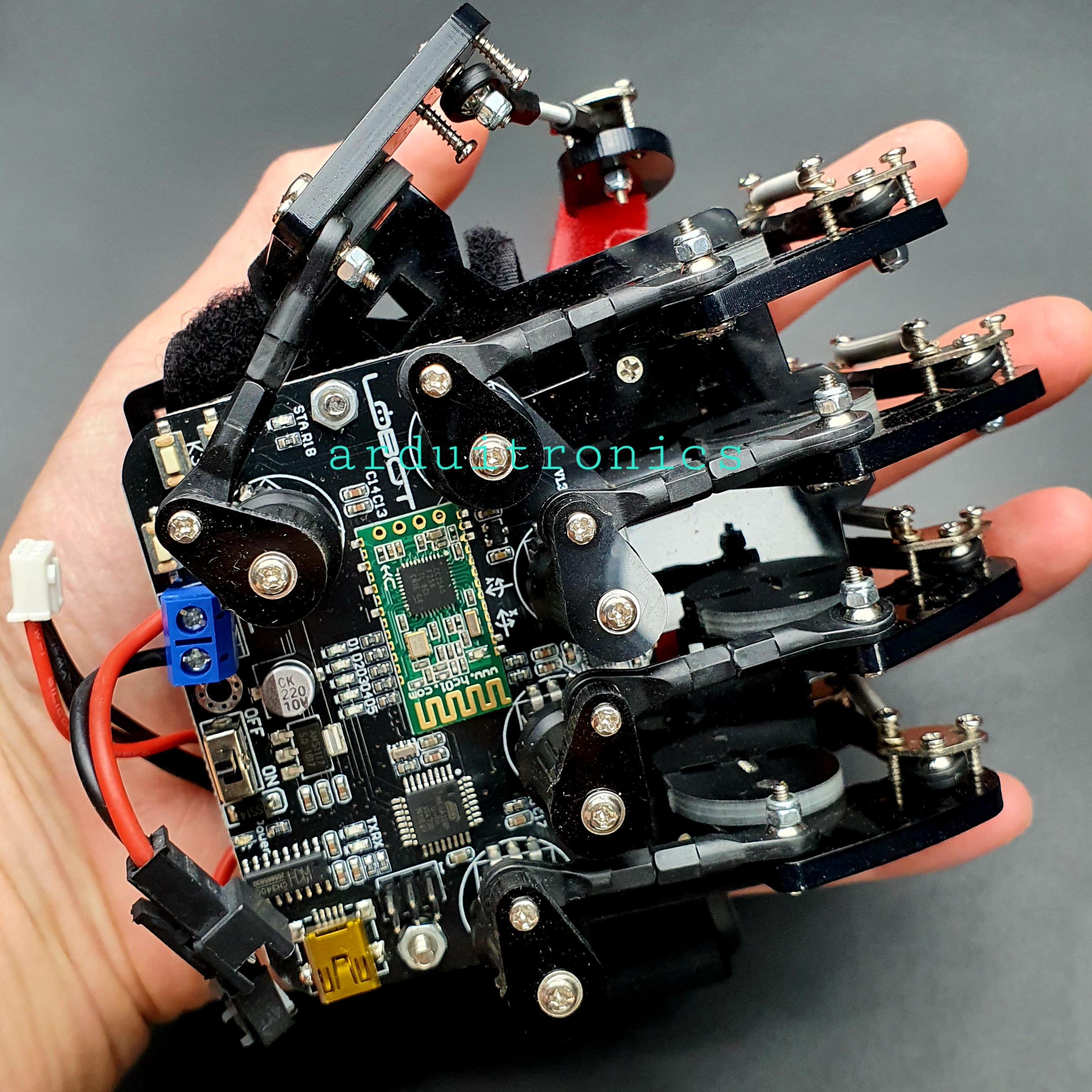 Control Glove ถุงมือกลควบคุม