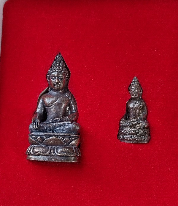 พระกริ่งชัยวัฒน์ ไพรีพินาศ วัดบวรนิเวศวิหาร