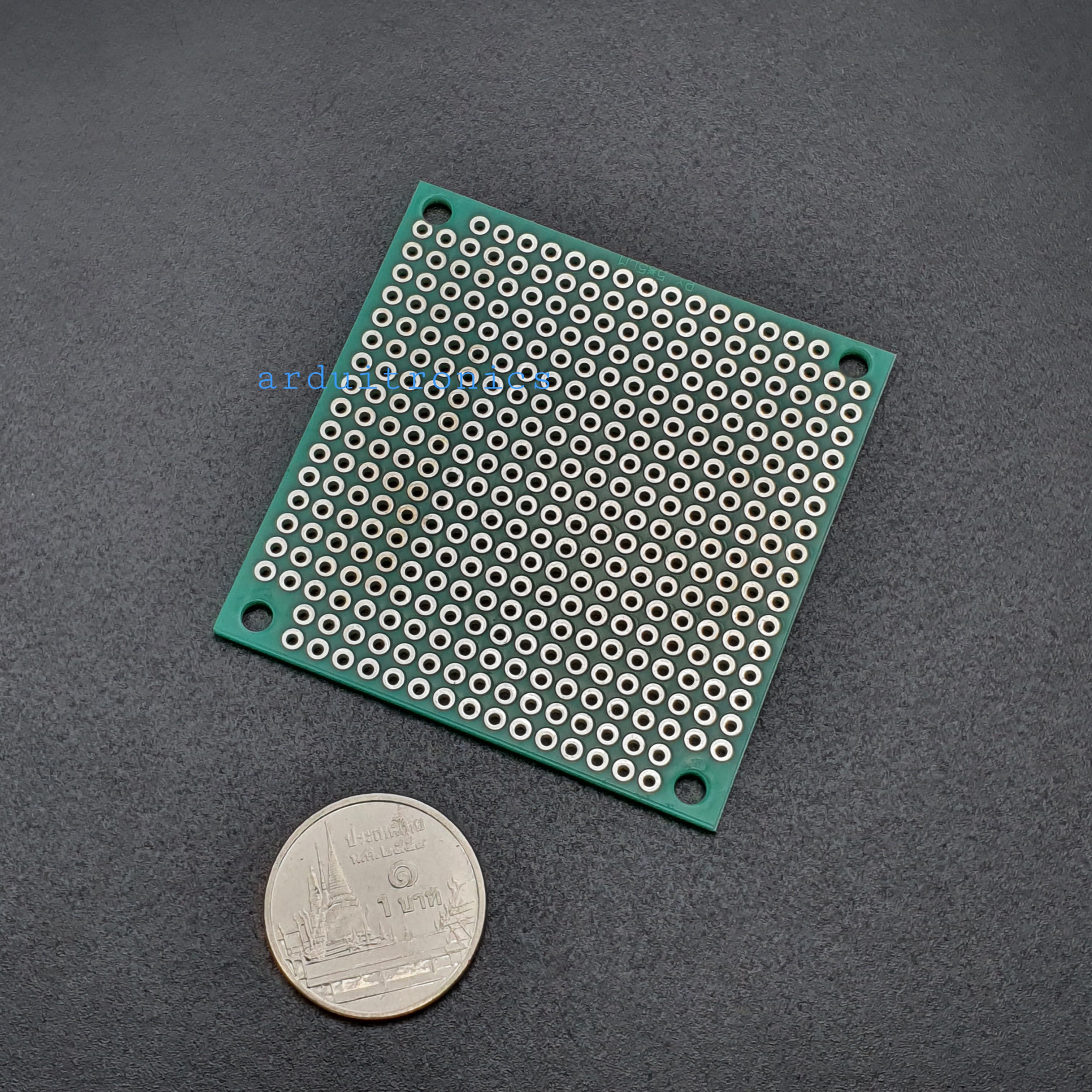 แผ่น PCB ไข่ปลา 1 หน้า ขนาด 5x5cm แผ่นปริ๊นอเนกประสงค์ Prototype PCB Through Hole Universal PCB จำนวน 1 แผ่น