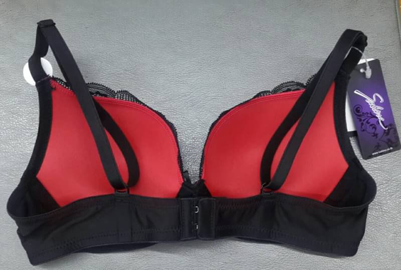 เสื้อชั้นในสตรีซาบิน่า