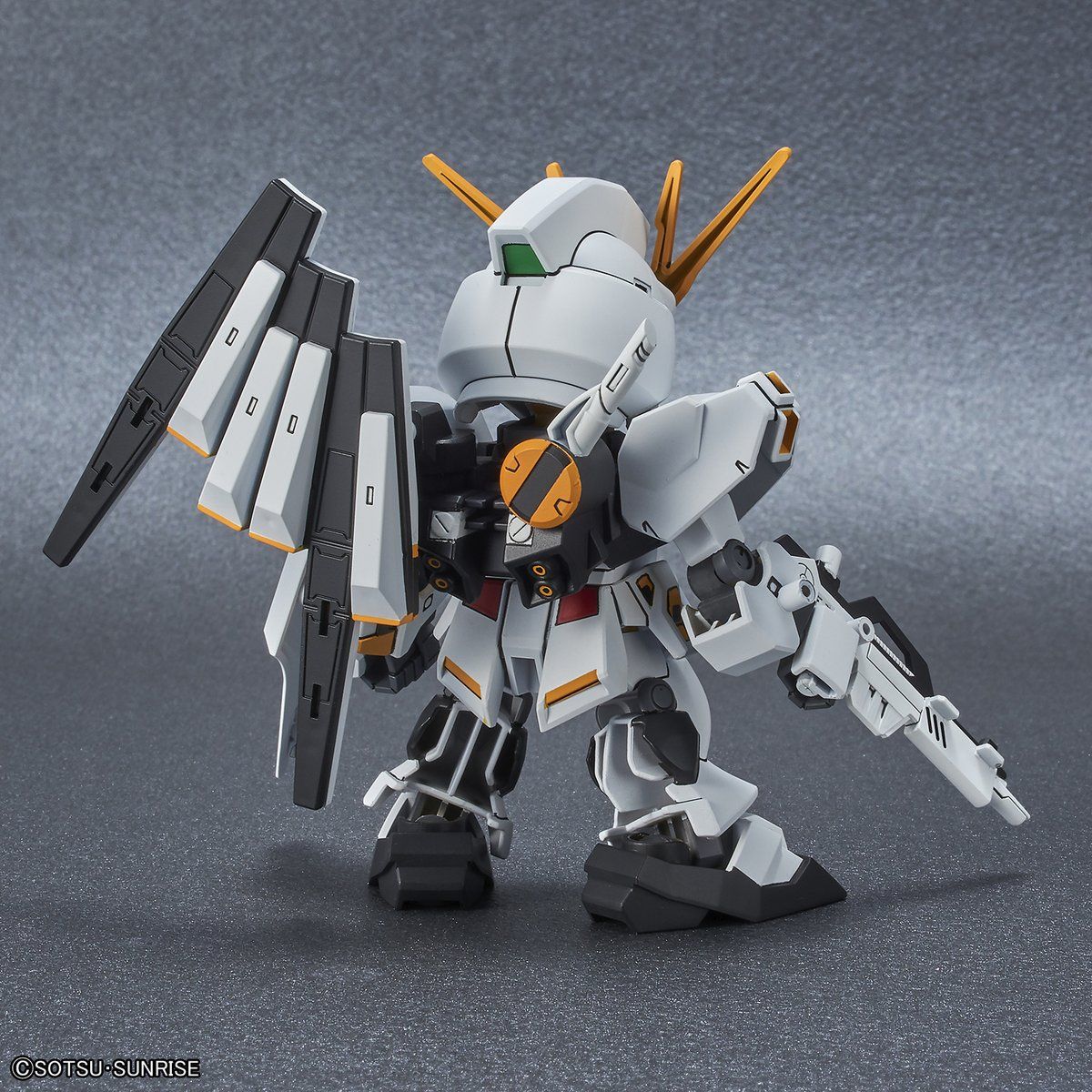 SD Gundam EX-Standard Nu Gundam