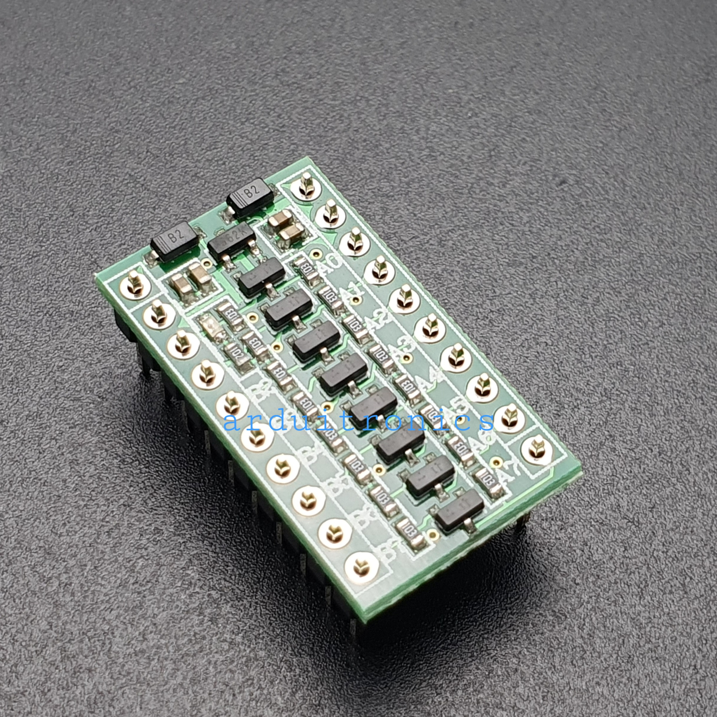 8-Channel Bi-directional Logic Level Converter 3V to 5V (หรือ 5V to 3V) - Green PCB