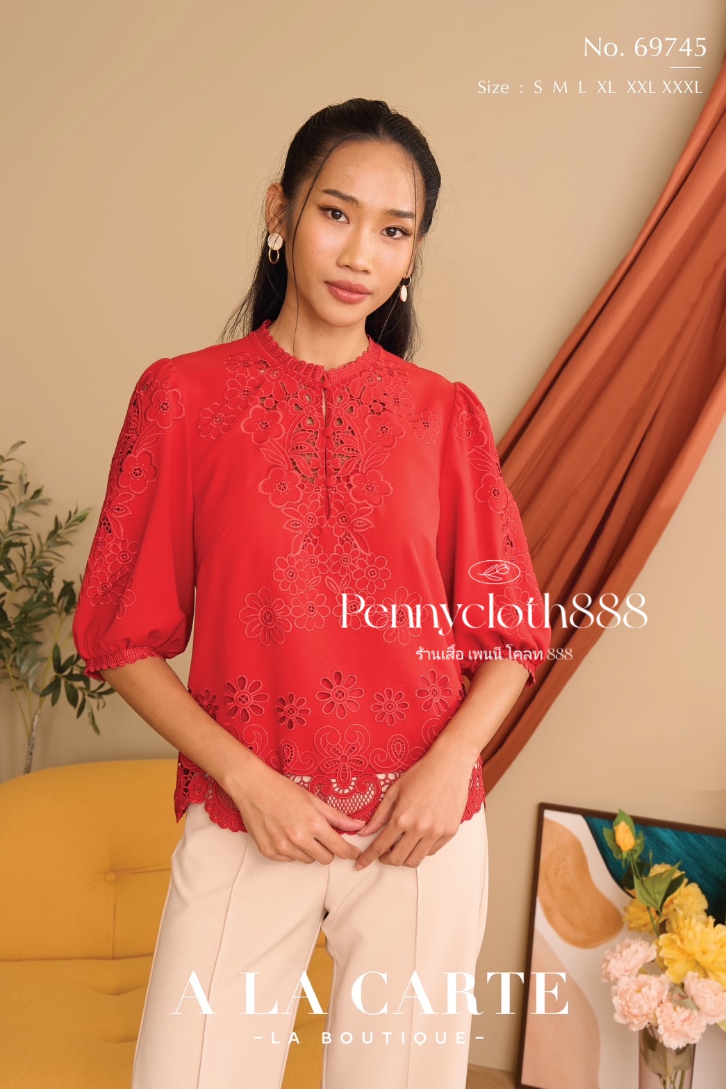69745 เสื้อ A La Carte ผ้าเครป งานปักฉลุ คอกลมแขนปิดข้อศอก เนื้อผ้าเนียนนุ่มใส่สบาย มีซับ