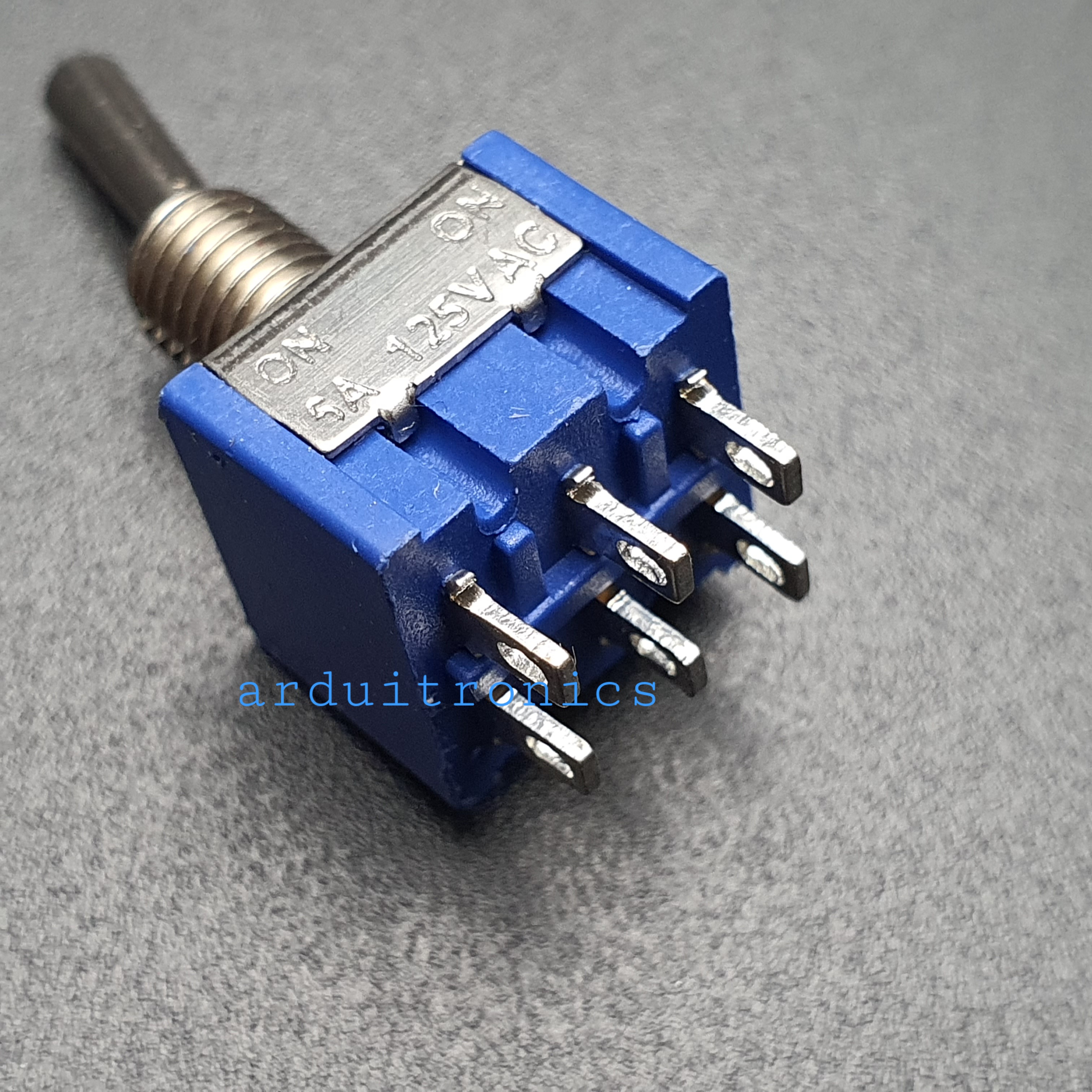 MTS-202 Toggle Switch 6-Pin แบบ On-On (สวิตช์เปิด/ปิด 6 ขา 6A 125V)