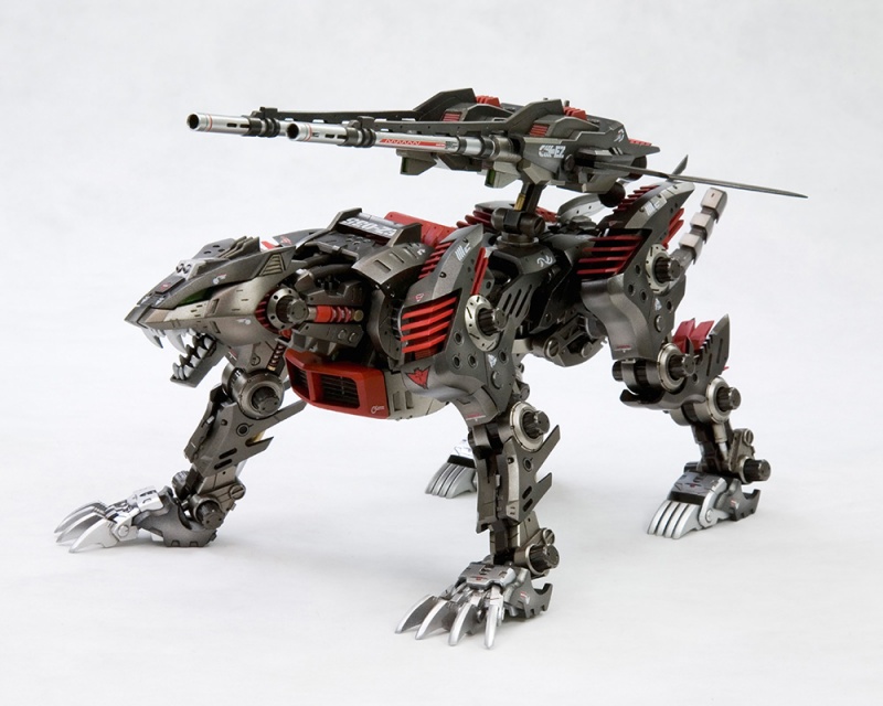 "Pre-Order" HMM ZOIDS 1/72 EZ-035 Lightning Saix Marking Plus Ver.