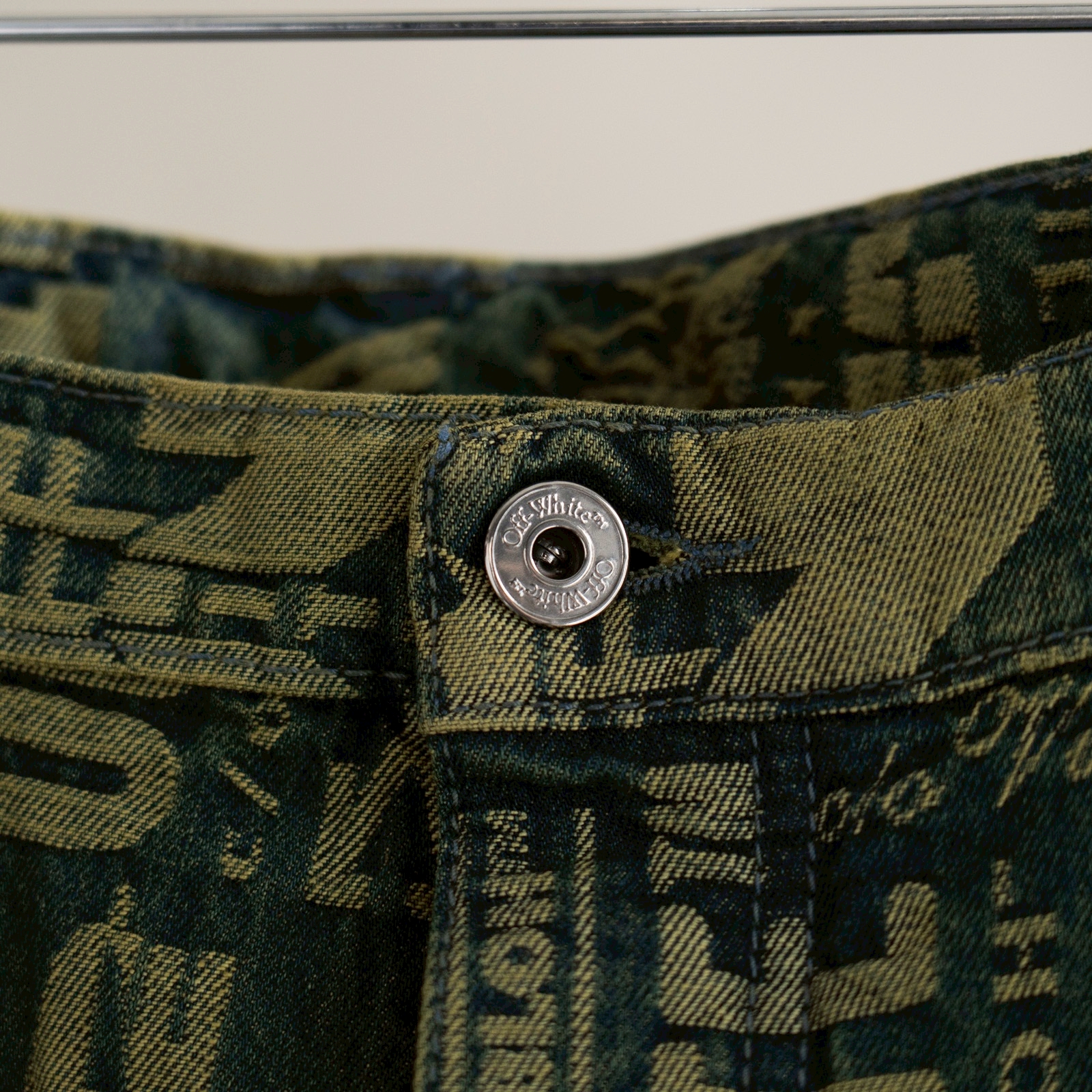 Off-White Multilogo Jacquard Relax Jeans – Green