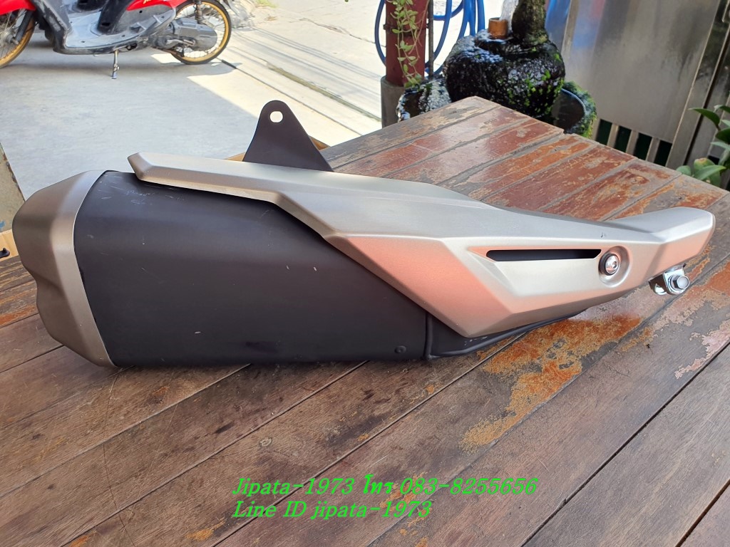 (CB500X) ชุดปลายท่อไอเสีย Honda CB500 X ปี 2021 แท้ (สินค้าตำหนิ)