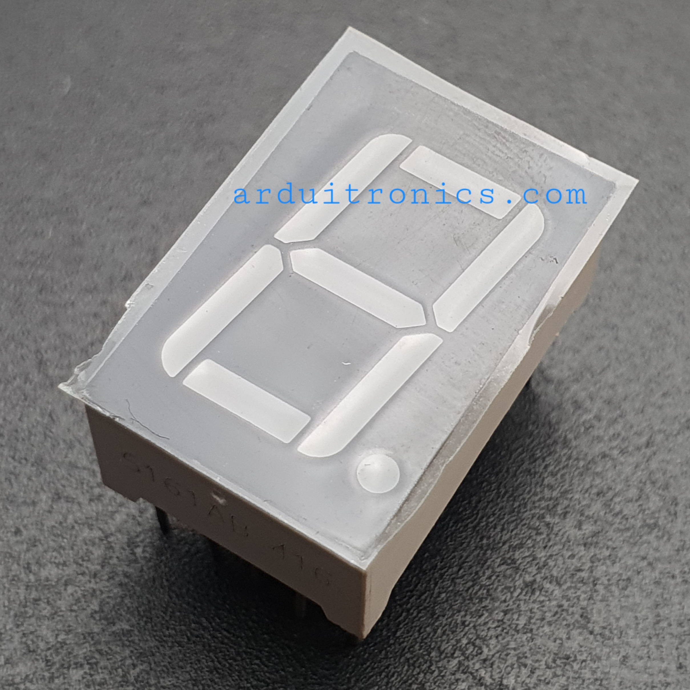 0.56 inch Seven Segment 1 Digit Blue (Common Cathode) 12.7 x 19.1 x 8.1mm - 5161AB