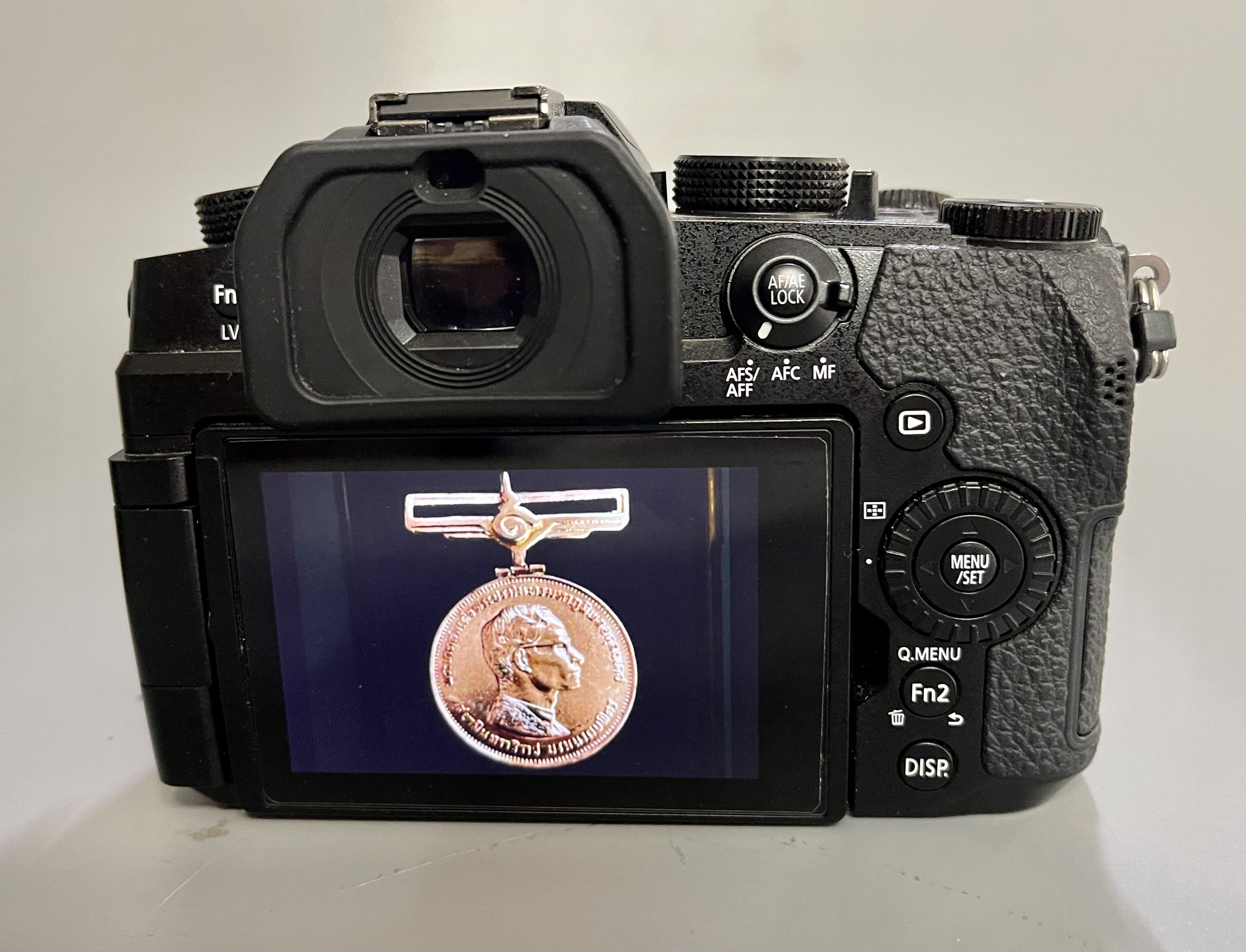 Panasonic Lumix G95 Mirrorless Digital Camera เลนส์ 12-60mm F3.5-5.6 ASPH(ประกันศูนย์)