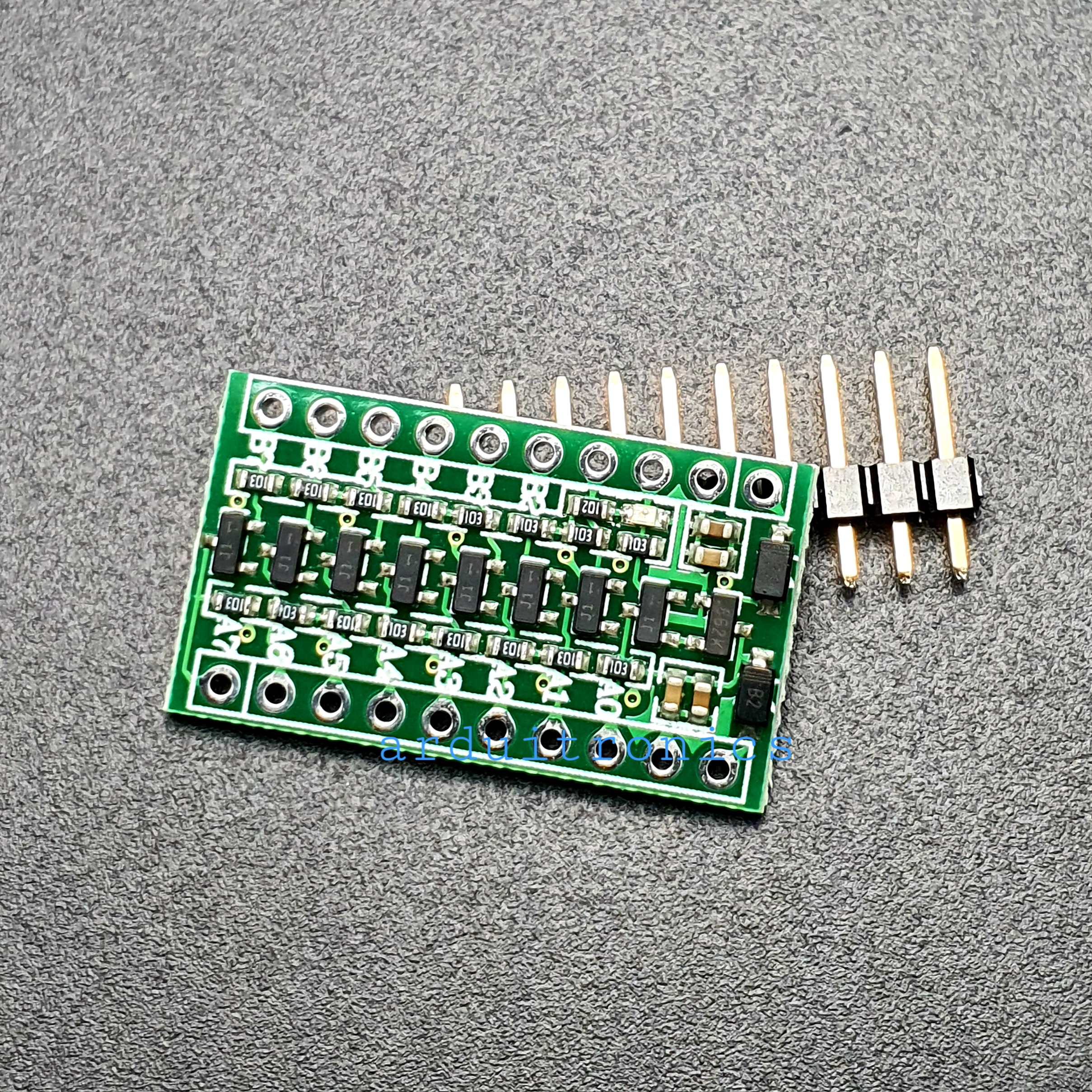 8-Channel Bi-directional Logic Level Converter 3V to 5V (หรือ 5V to 3V) - Green PCB