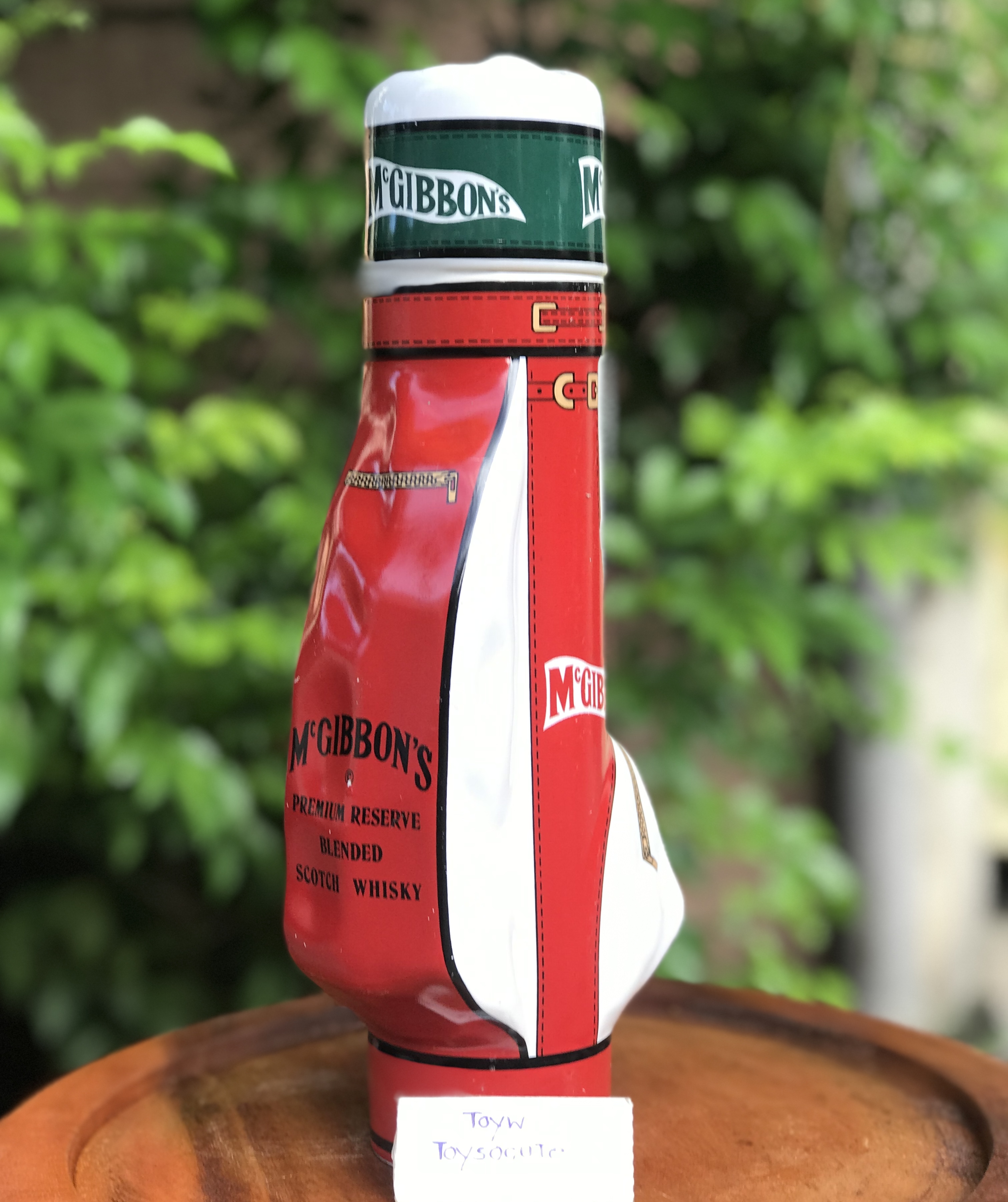 ขวดเหล้าเปล่าเนื้อเซรามิคทรงถุงกอล์ฟ Whisky Blended Golf Bag Mc. Gibbons 700 ml - Presented in a ceramic decanter shaped like a golf bag ตั้งโชว์แต่งบ้าน แต่งร้าน เท่ๆ เก๋ๆ