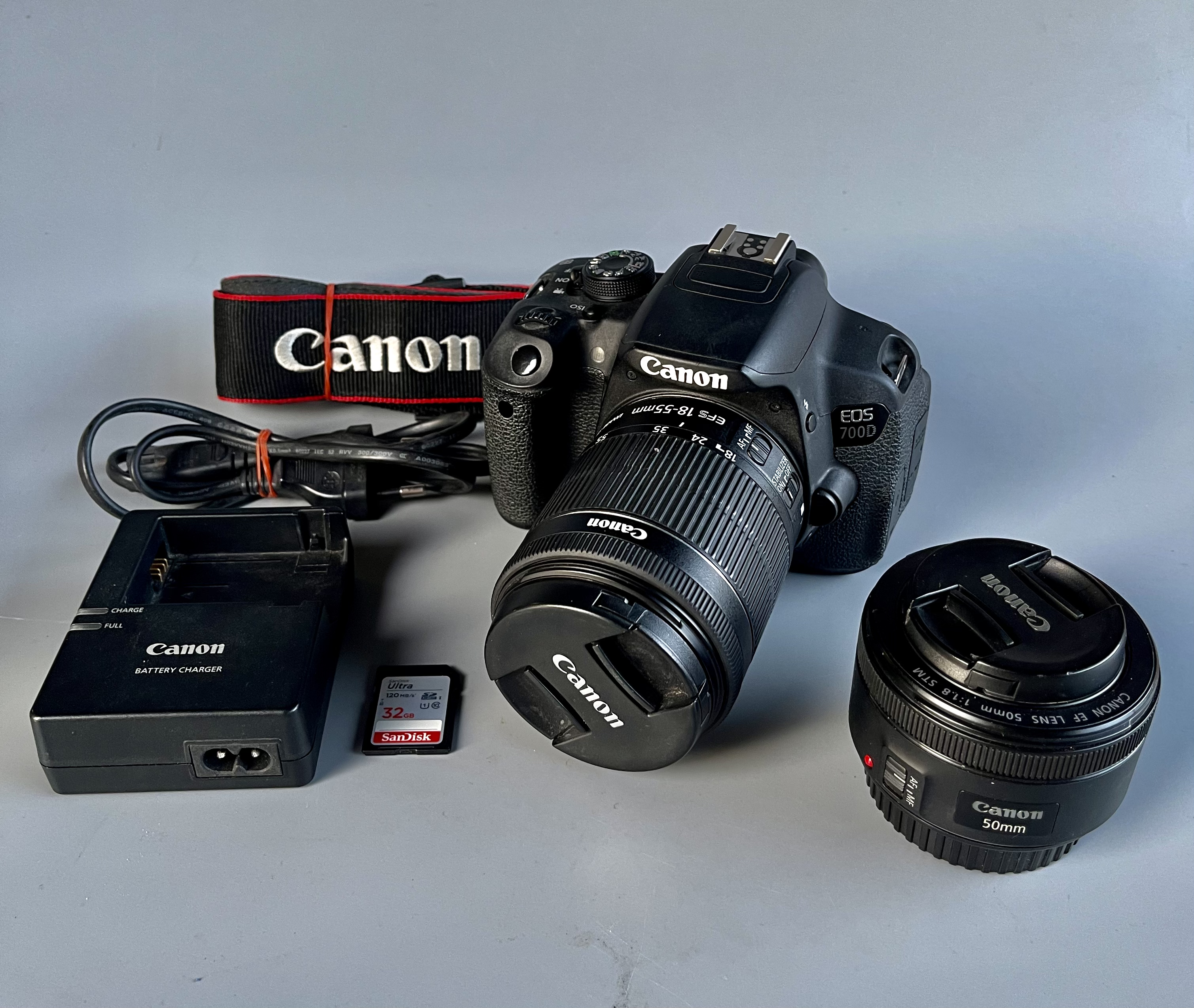 ขายกล้อง Canon 700D เลนส์คิต EF S 18 55 mm f 3.5 5.6 IS TSM Shutter 6216