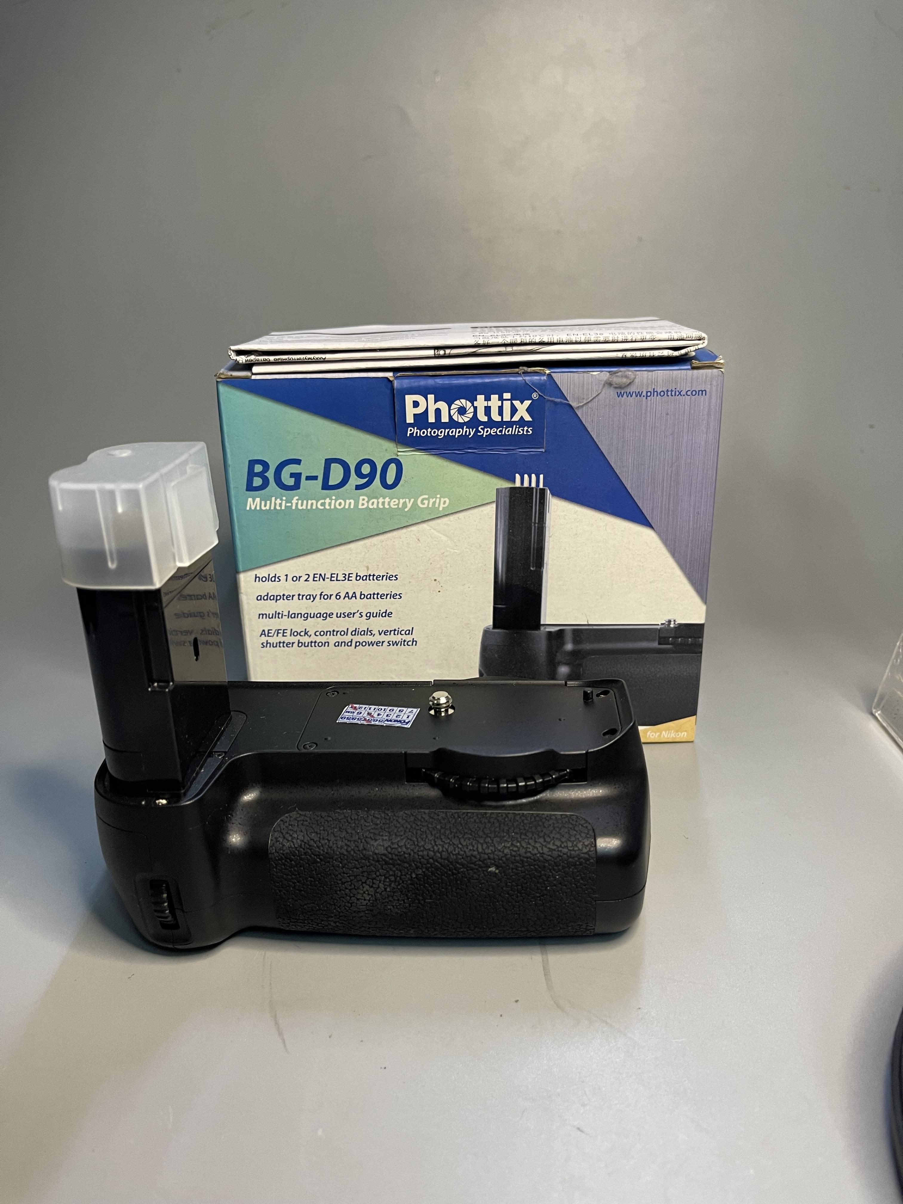 ขายกล้องNikon D90 (body)DSLRยอดนิยมในอดีต สวยคัดพิเศษ แถมGripใช้น้อยขัตเตอร์ 17873