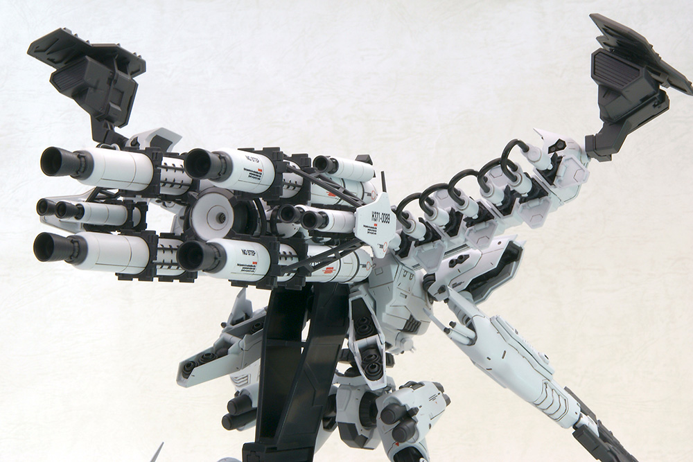 "Pre-Order" 1/72 WHITE-GLINT & V.O.B Set Movie Color Ver.