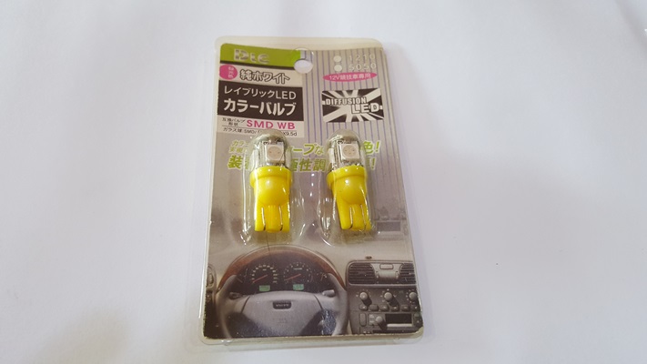 หลอดไฟ LED T10 หลอดเสียบ สีเหลือง 12V (ราคาต่อ 1 คู่)