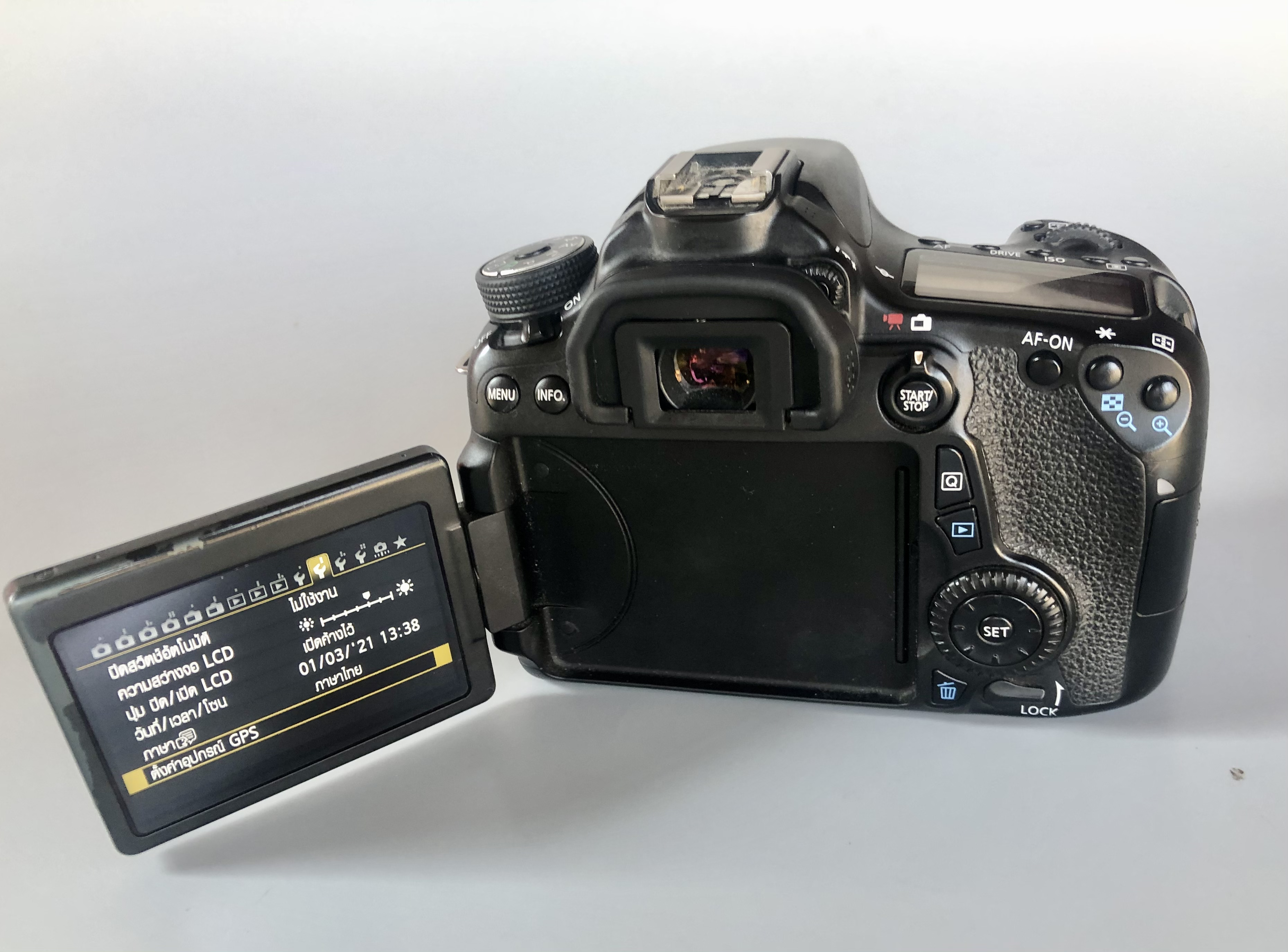 Canon EOS 70D (บอดี้) อดีตประกันศูนย์ไทย กล้อง DSLR กึ่งโปร อปศ. Shutter 21273