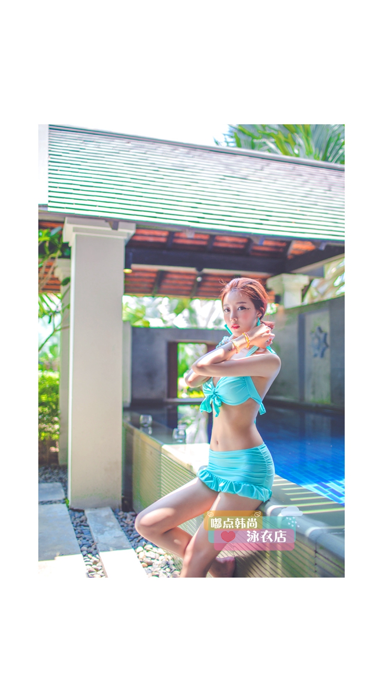 พรีออเดอร์บิกินี่ชุดว่ายน้ำทูพีช two pieces สีฟ้าสดใส เซ็กซี่ รับลมริมหาด สวยน่ารักเหมือนแบบค่ะ