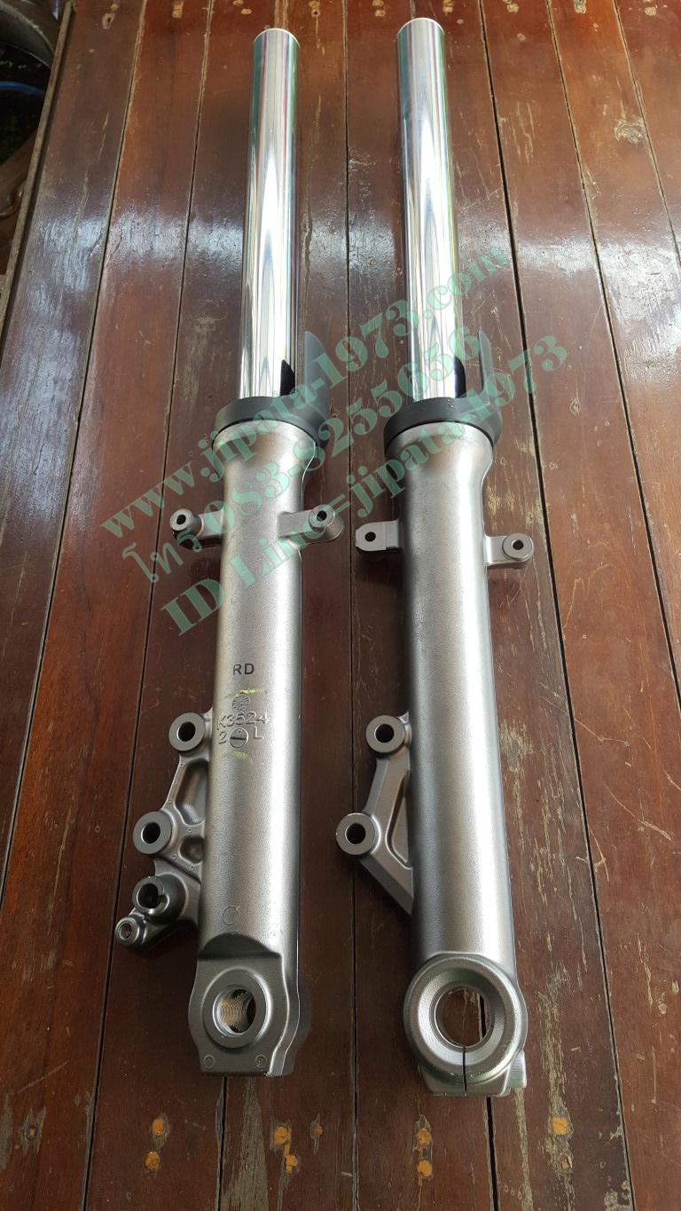 (Kawasaki) ชุดโช้คอัพหน้า Kawasaki ER6 N แท้