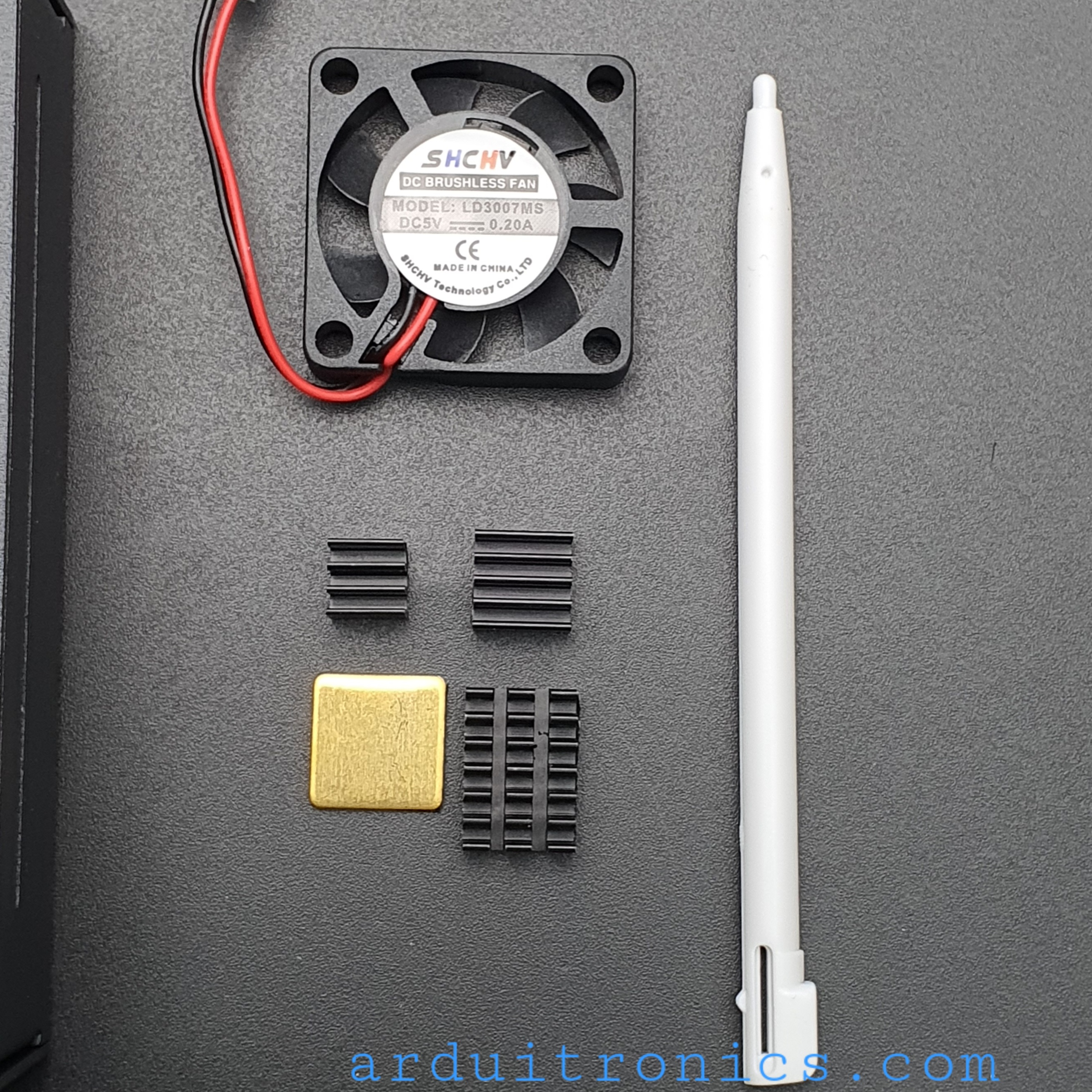 Raspberry Pi 3.5 inch LCD Color Touchscreen with Fan + 4B Metal shell + Heat sink