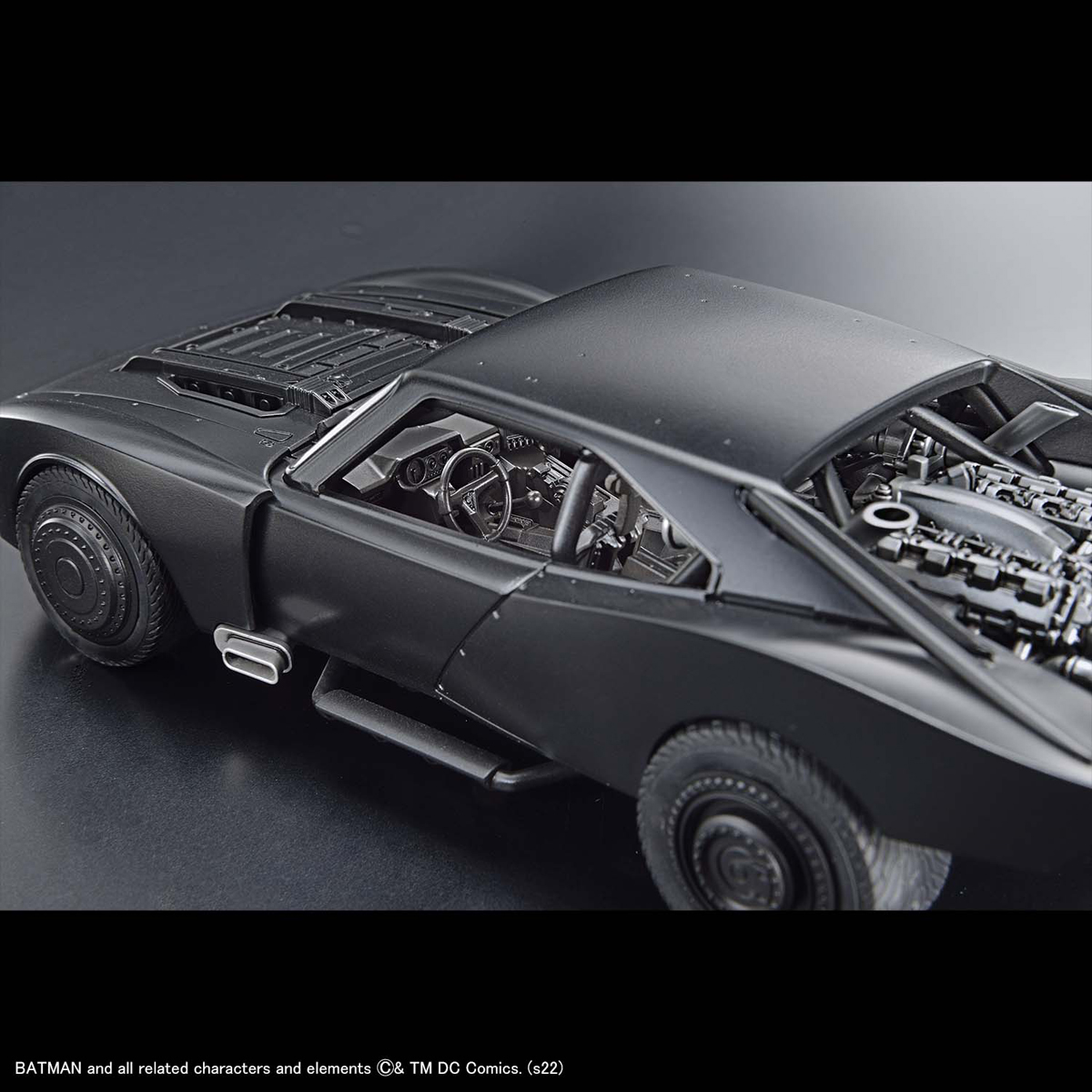 1/35 Scale Model Kit Batmobile (The Batman Ver.)