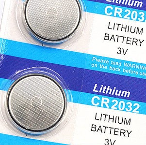 ถ่านกระดุม CR2032 แรงดัน 3V จำนวน 1 ก้อน (คละยี่ห้อ)