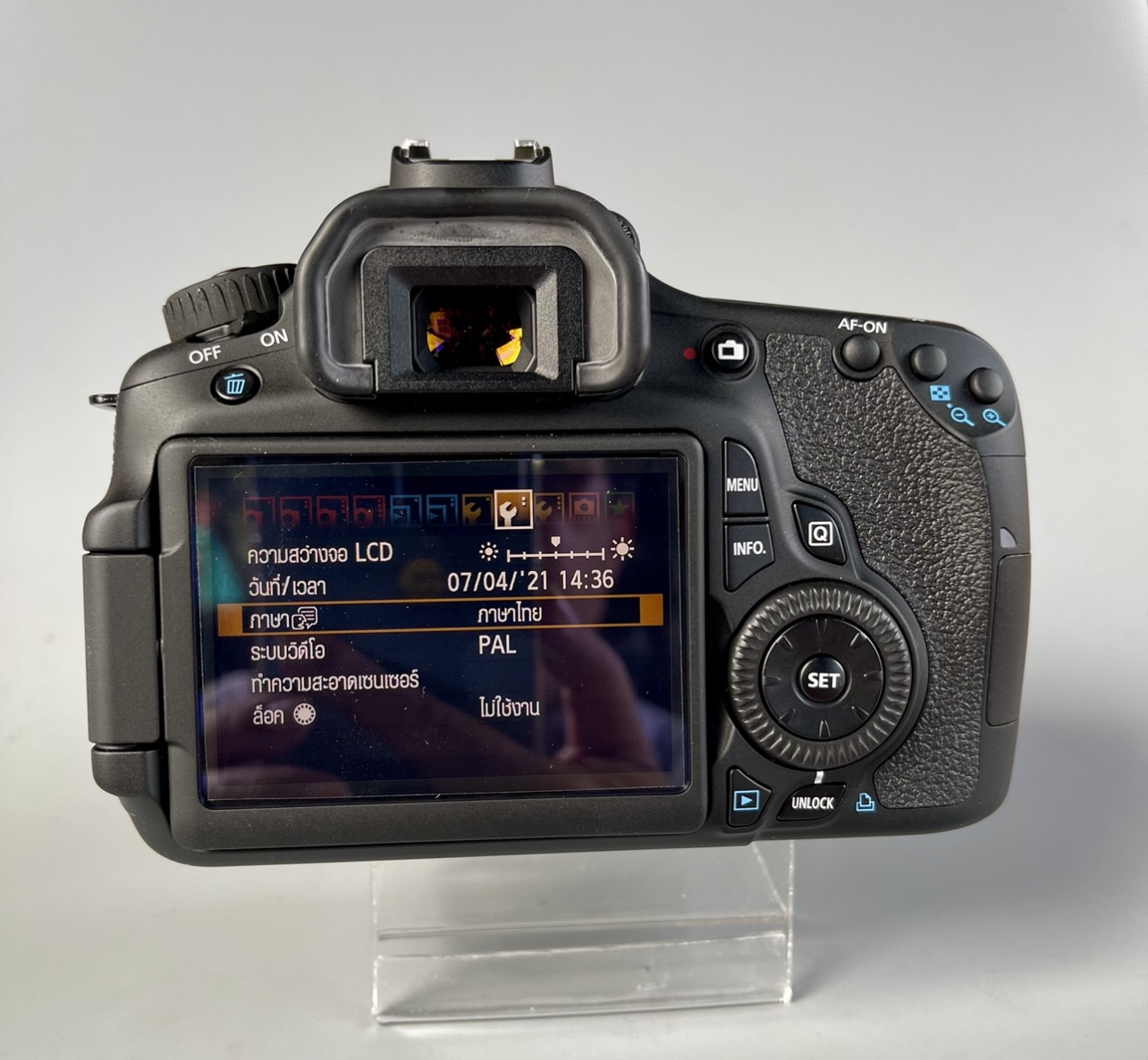 ขาย กล้อง (body)Canon 60D เก่าเก็บสภาพกล้องใหม่มากชัดเตอร์ 2 อกปศ