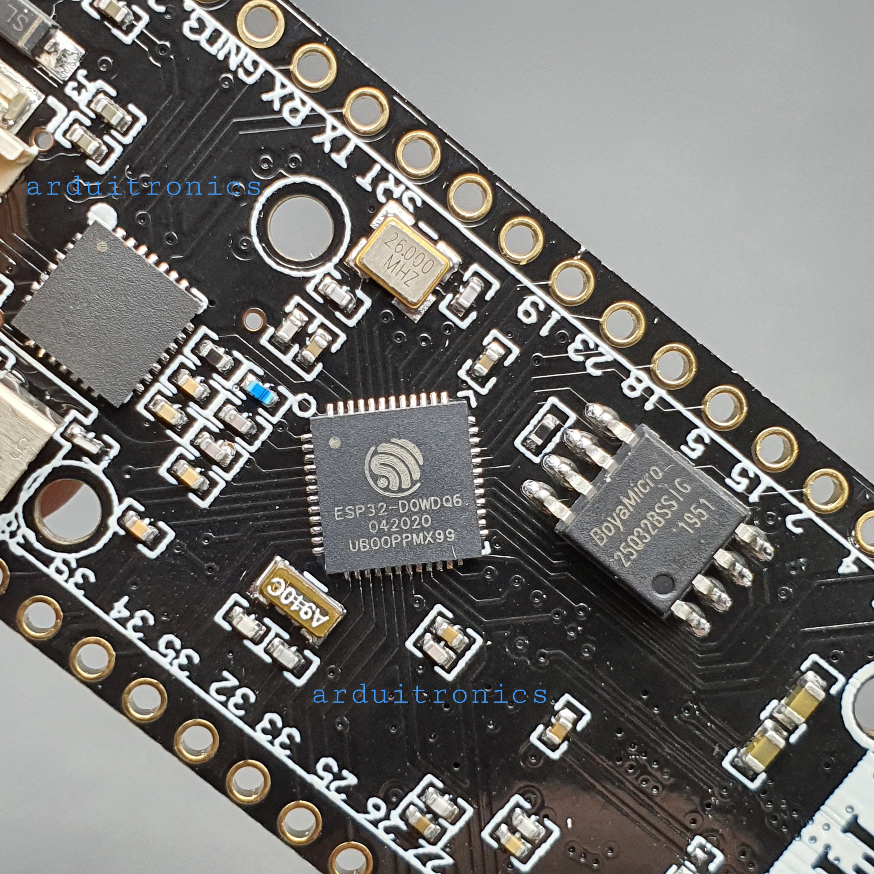 TTGO SX1276 LoRa32 915MHz (CH9120X) + ESP32 + Antenna + Cable