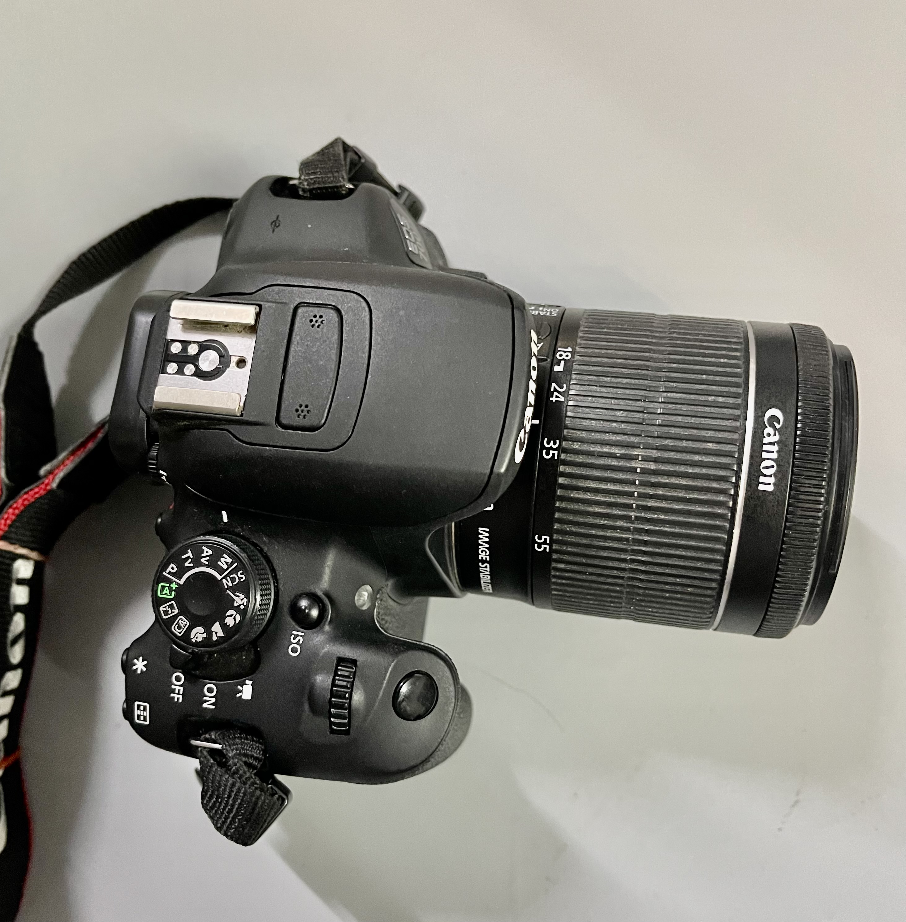 ขายกล้อง Canon 700D เลนส์คิต EF S 18 55 mm f 3.5 5.6 IS TSM อปกศ shutter 9546