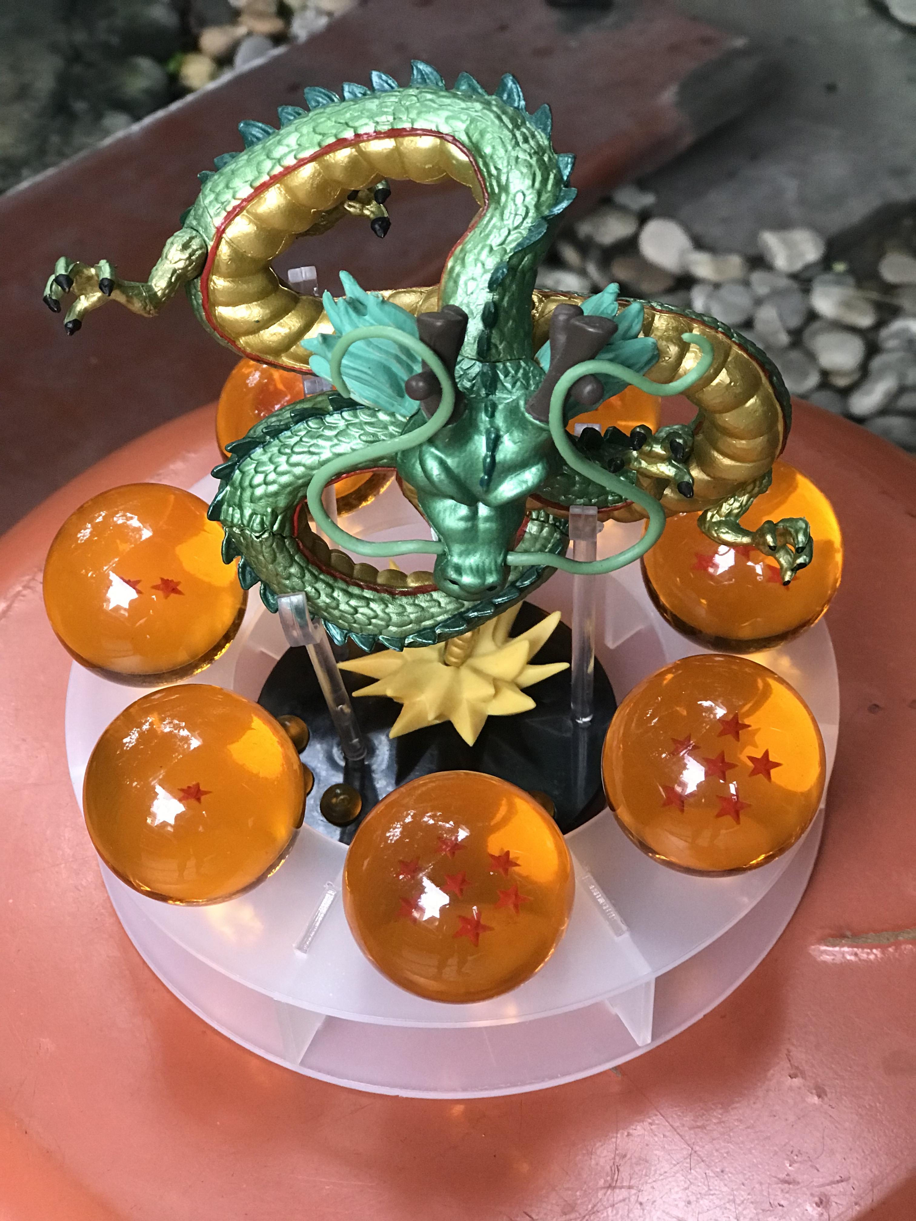 โมเดลเทพเจ้ามังกรสีเขียว Dragonball พร้อมลูกแก้วดราก้อนบอล 7 ลูก Crystal Ball ขนาด 4.3 cm. และแท่นวาง