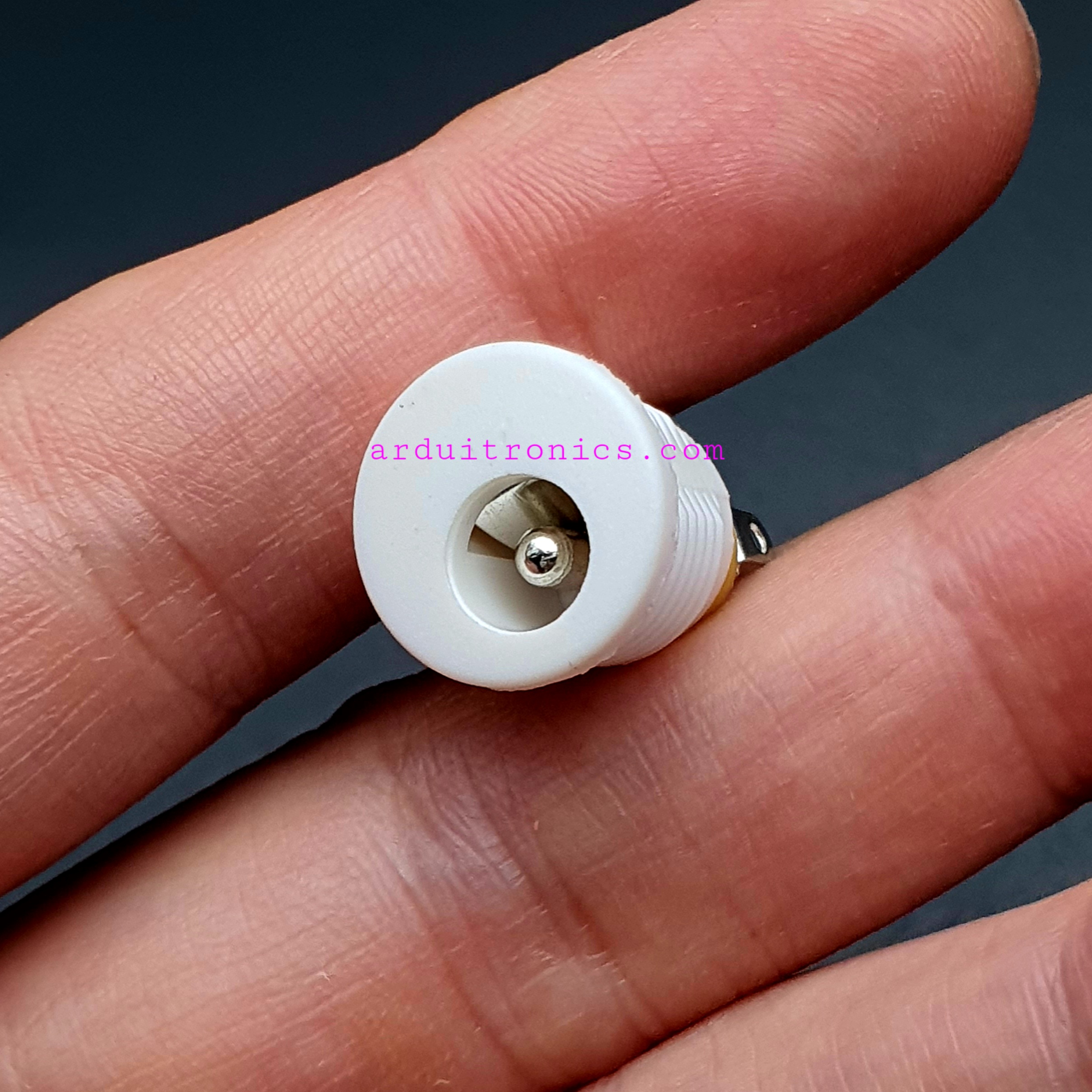 DC-022 Power Outlet DC Block 5.5 x 2.5mm Power Female Socket สีขาว 3 ขา