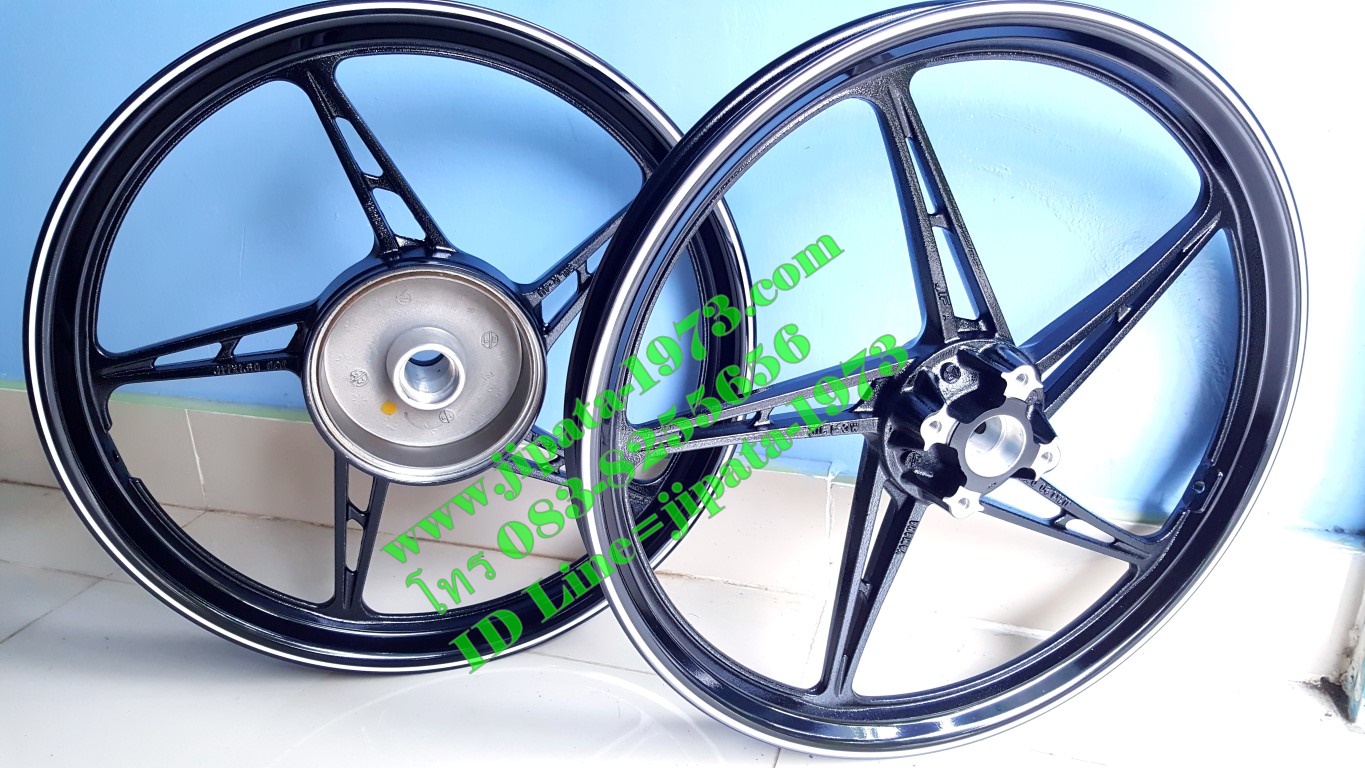ล้อแม็กแท้ Yamaha Spark 135 (สีดำ-ขาว)