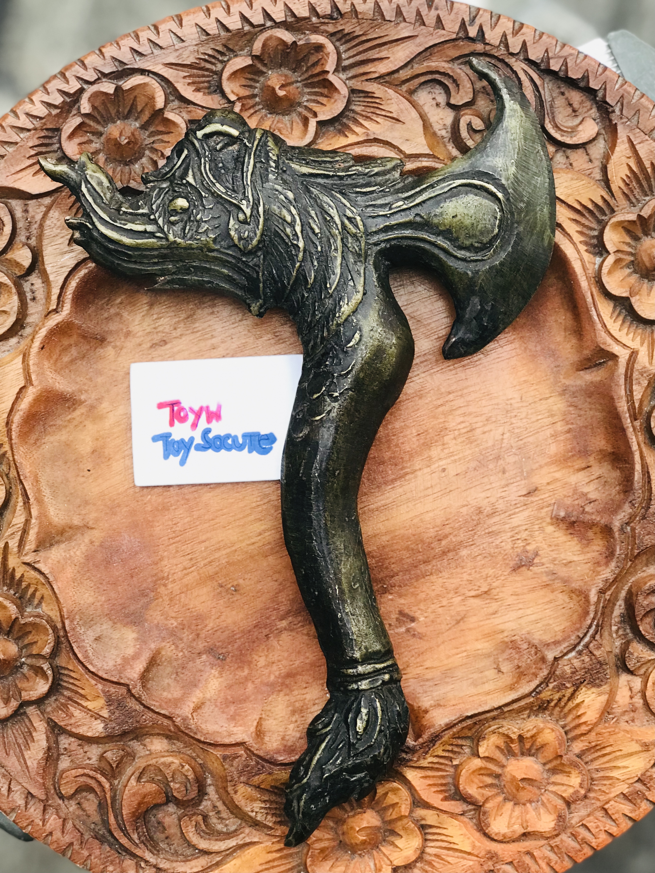 เริ่มต้น 899 บาท Antique Brass ตรีศูลพญานาคราช/ไม้คฑา ไม้ครู หลวงปู่ทวดอุ้มลูกแก้วพระนิรันตรายนั่งบนบัลลังก์พญางูจงอาง /ขวานพญานาคราช เนื้อทองเหลืองเก่า