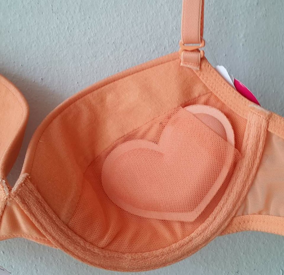 เสื้อชั้นในสตรีซาบีน่า