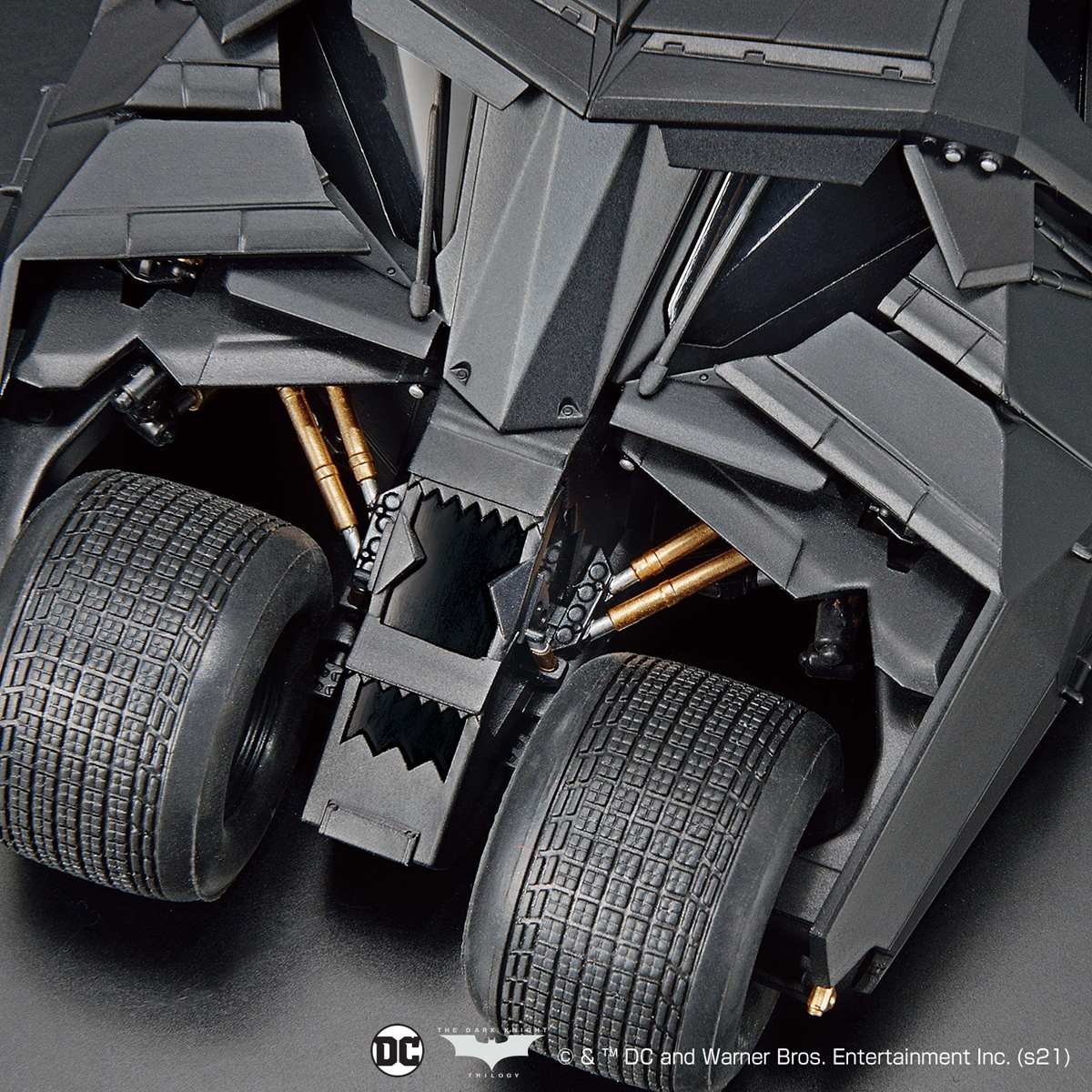 1/35 Scale Model Kit Batmobile (Batman Begins Ver.)
