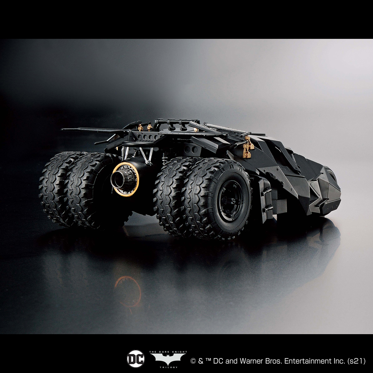 1/35 Scale Model Kit Batmobile (Batman Begins Ver.)