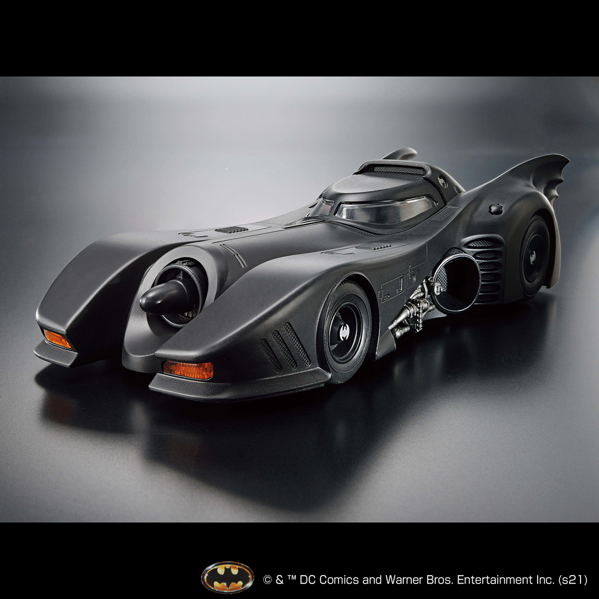 1/35 Scale Model Kit Batmobile (Batman Ver.)