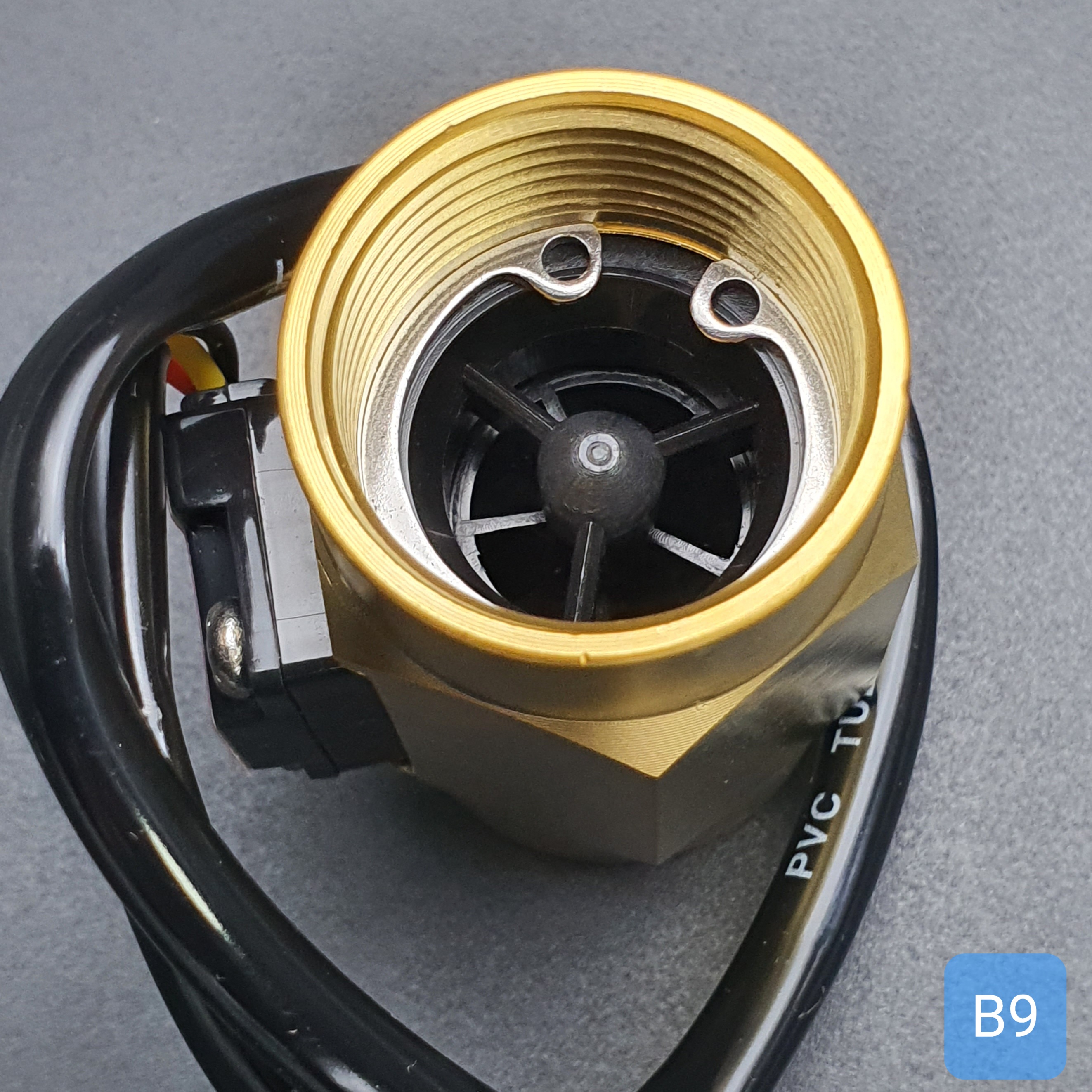 B9 เซ็นเซอร์วัดอัตราการไหลของน้ำ ทองแหลือง 3/4นิ้ว 6หุน Water Flow sensor 2-50L/min Size 58 mm
